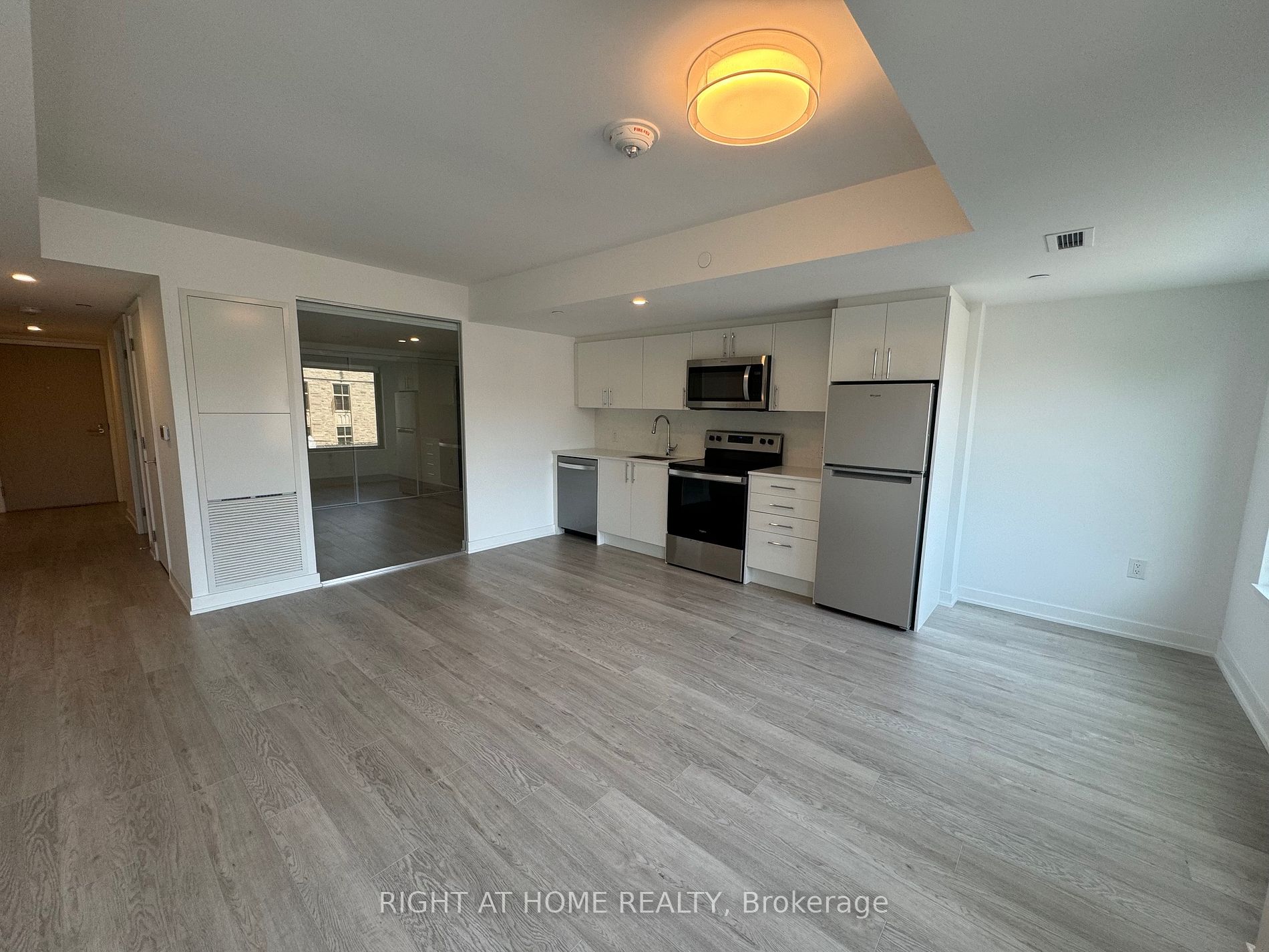 3 Strathgowan Ave, #311