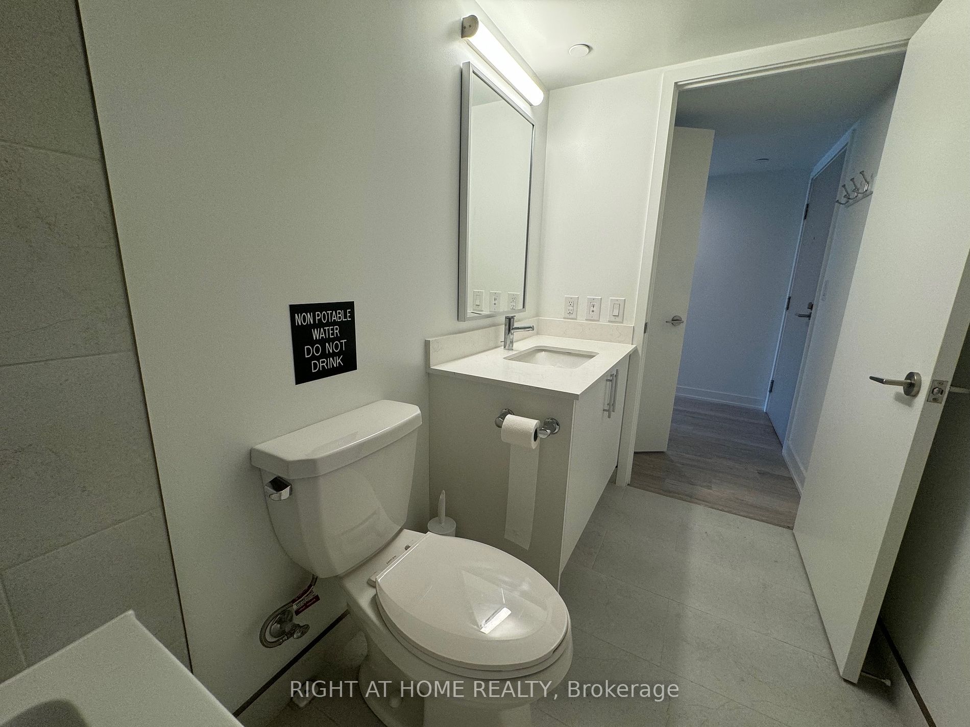 3 Strathgowan Ave, #311