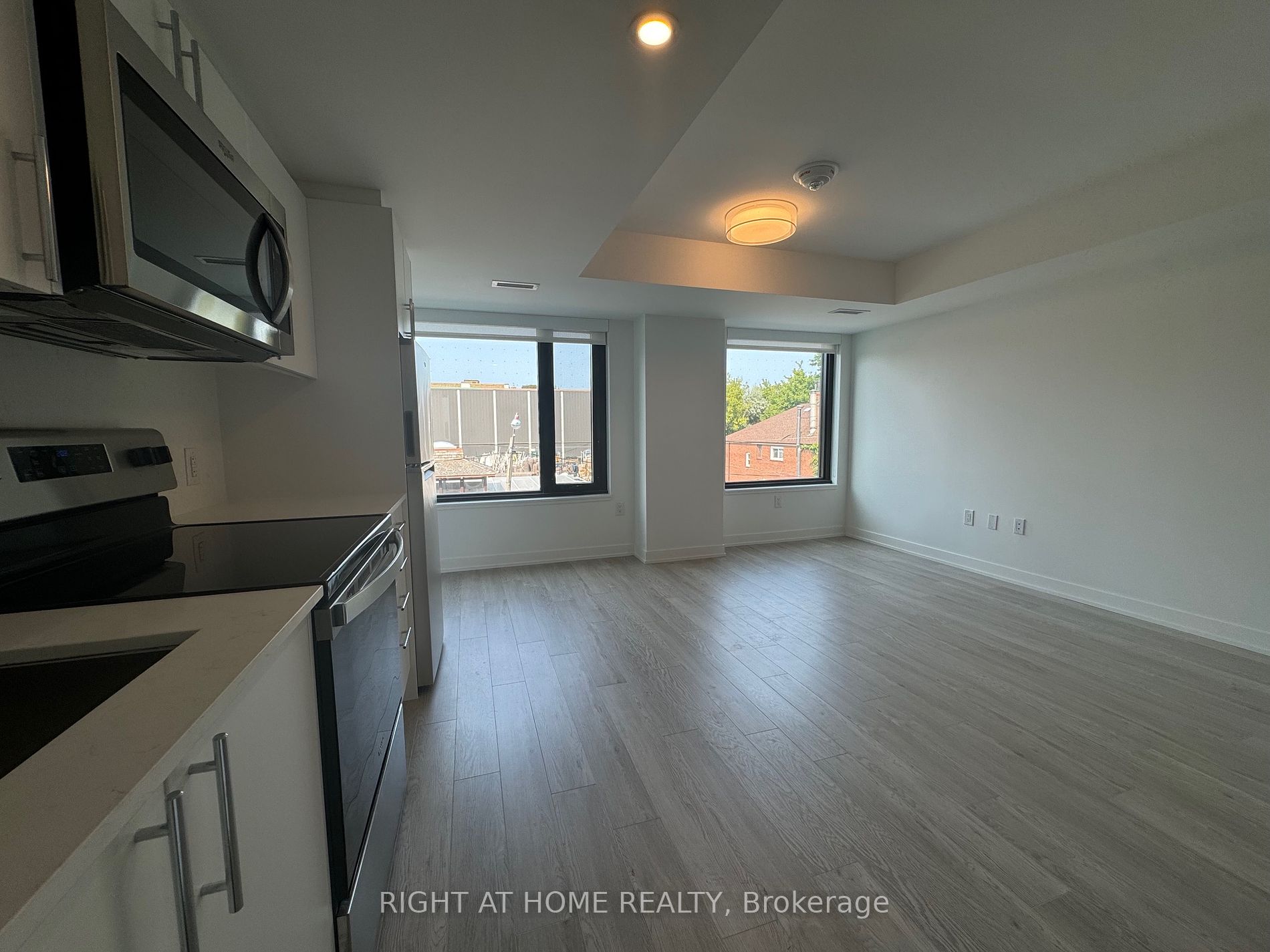3 Strathgowan Ave, #311