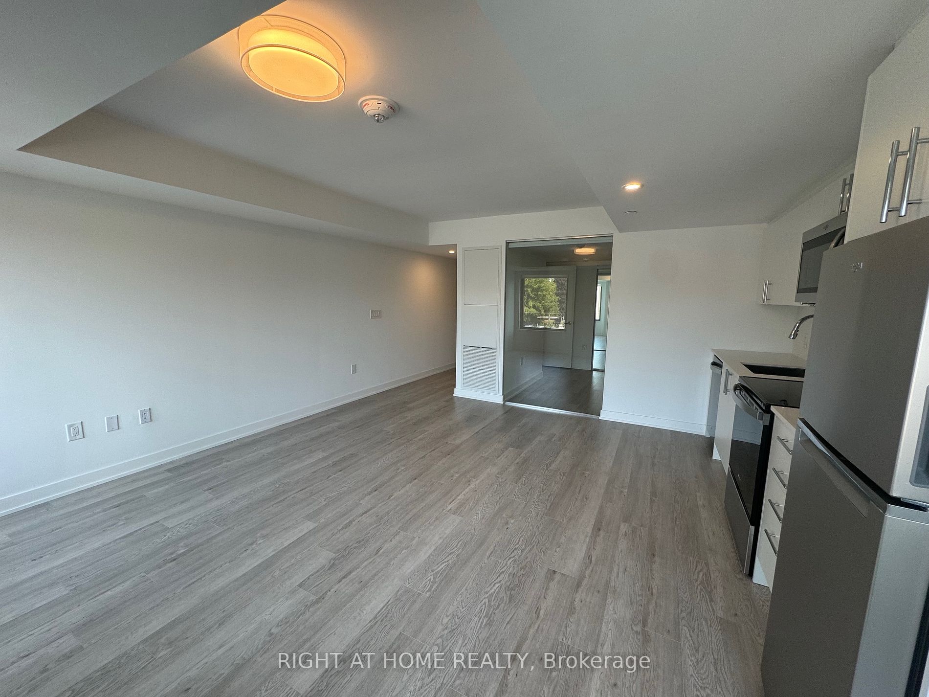 3 Strathgowan Ave, #311