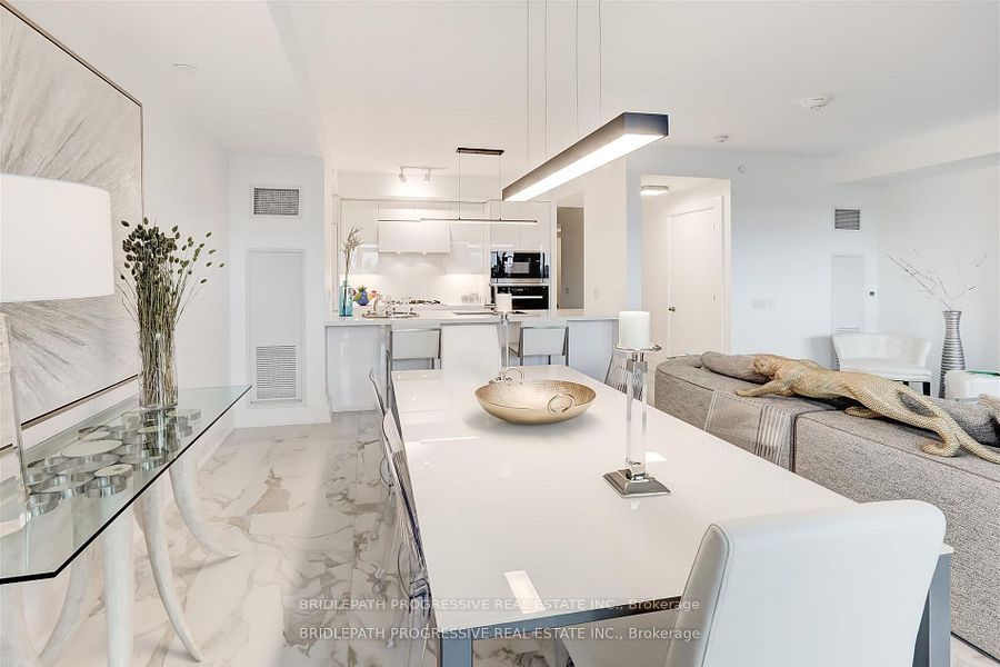 3 Southvale Dr, #202