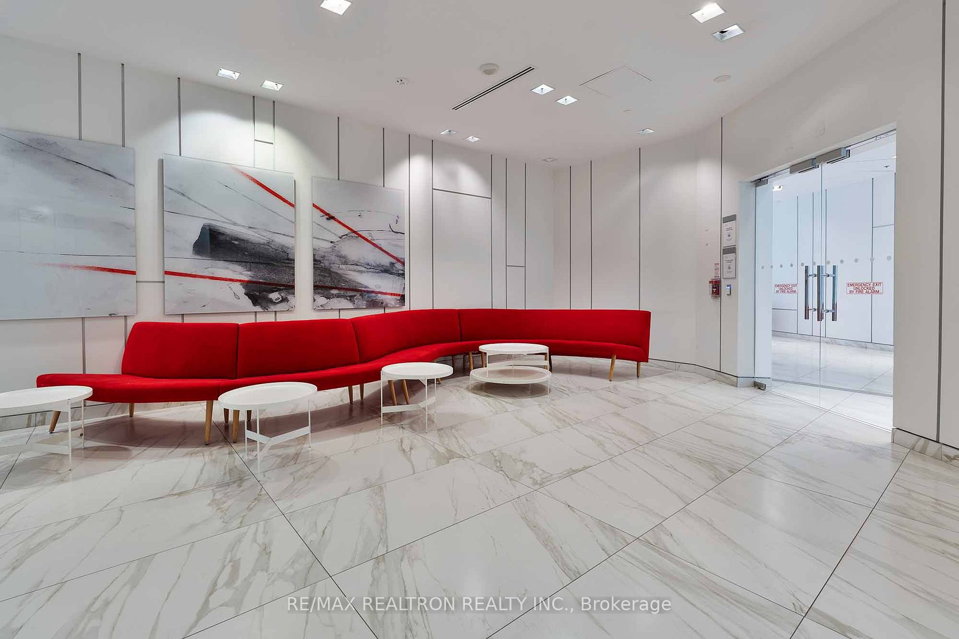 14 York St, #2704