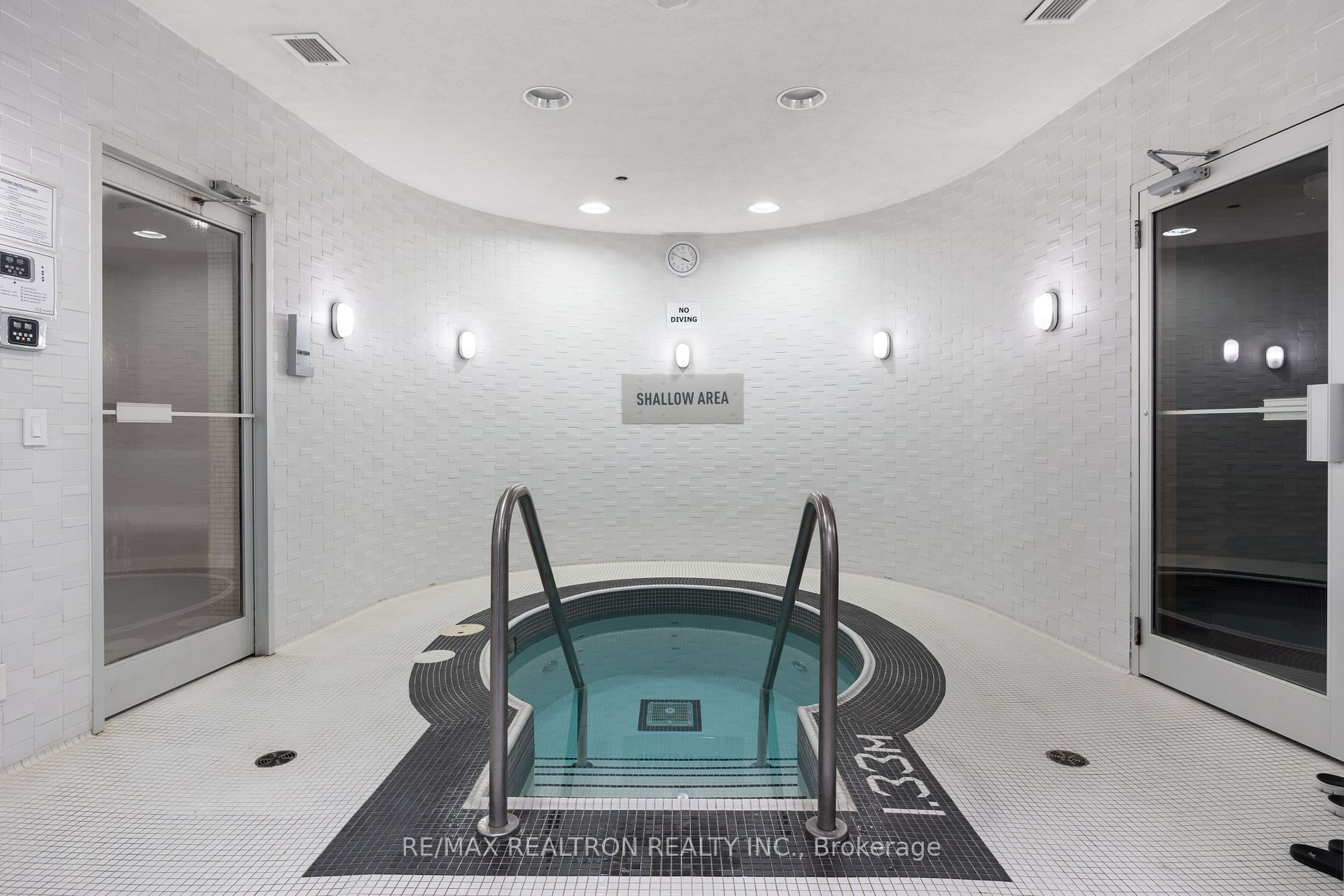 14 York St, #2704