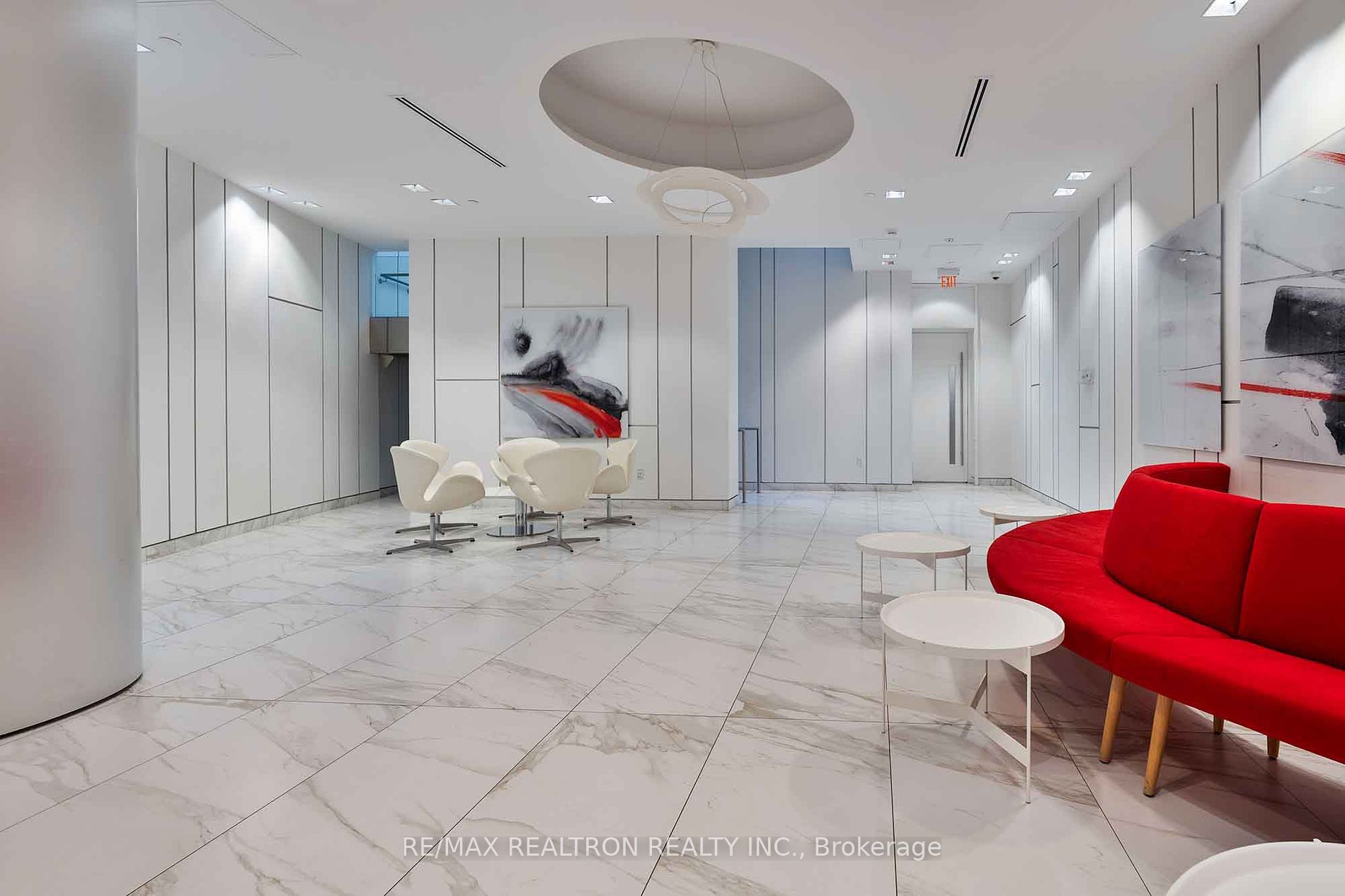 14 York St, #2704