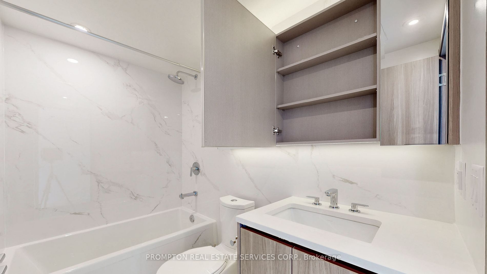 95 McMahon Dr, #3708