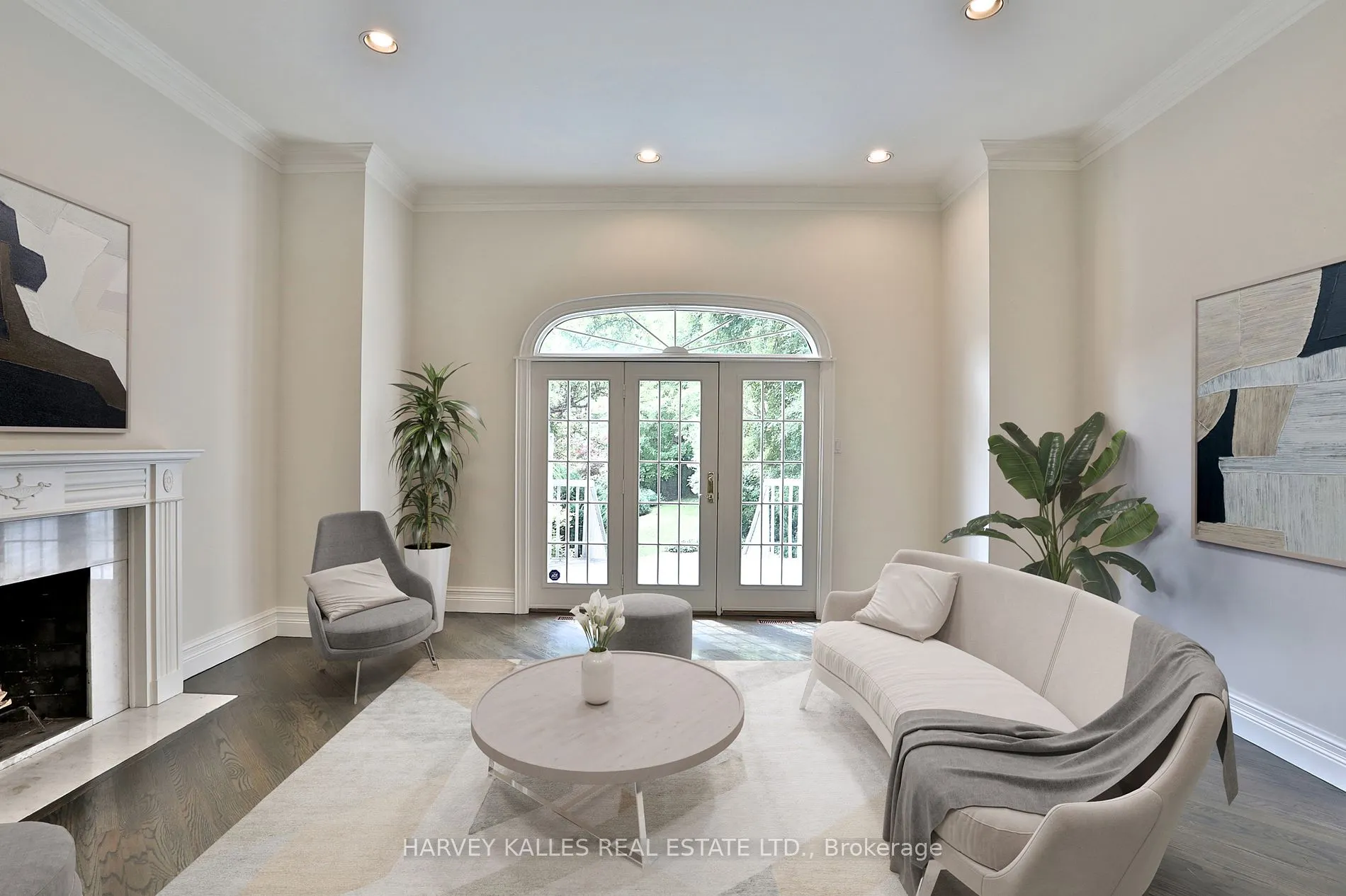 351 Deloraine Ave