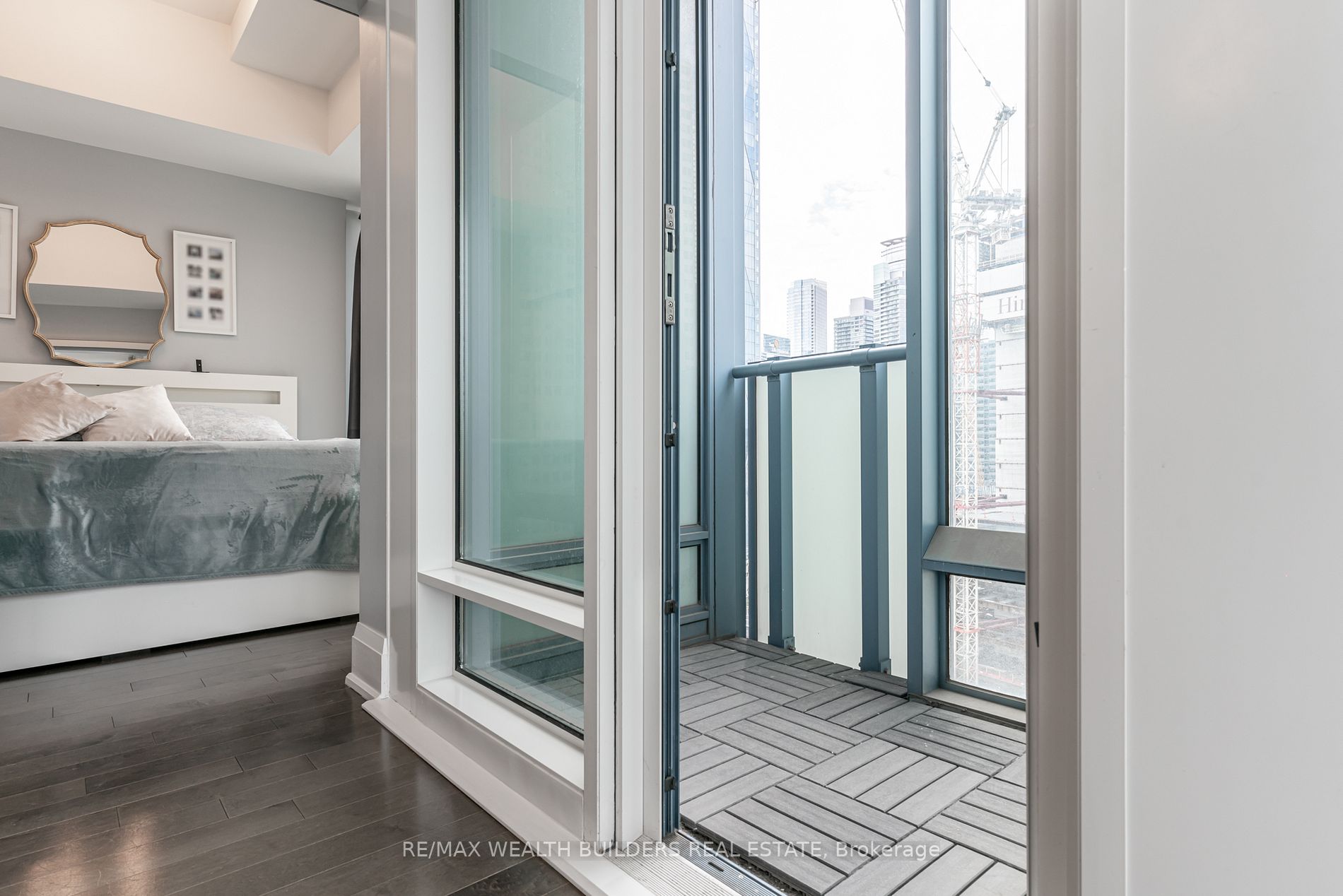 8 The Esplanade, #2105