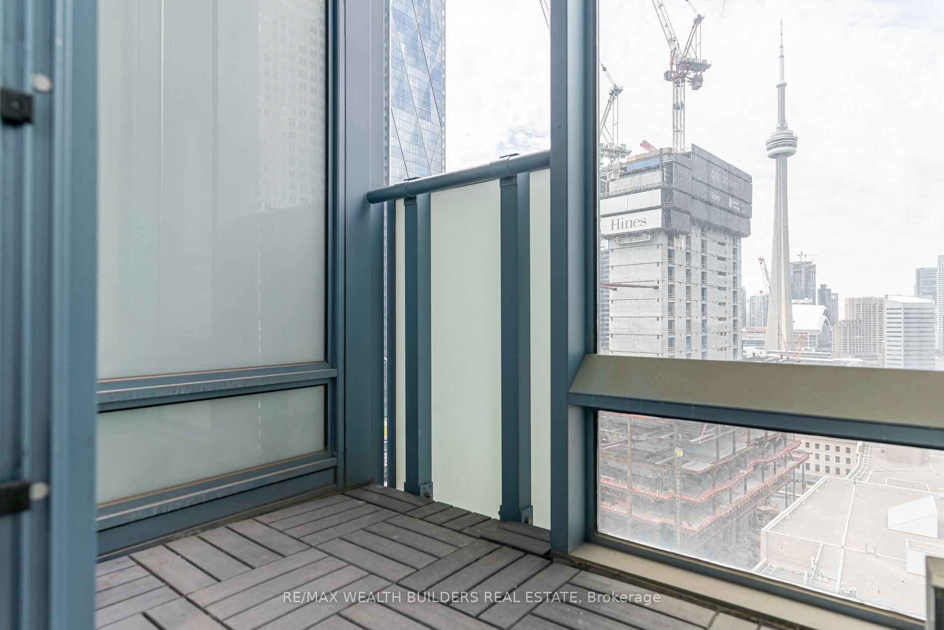 8 The Esplanade, #2105