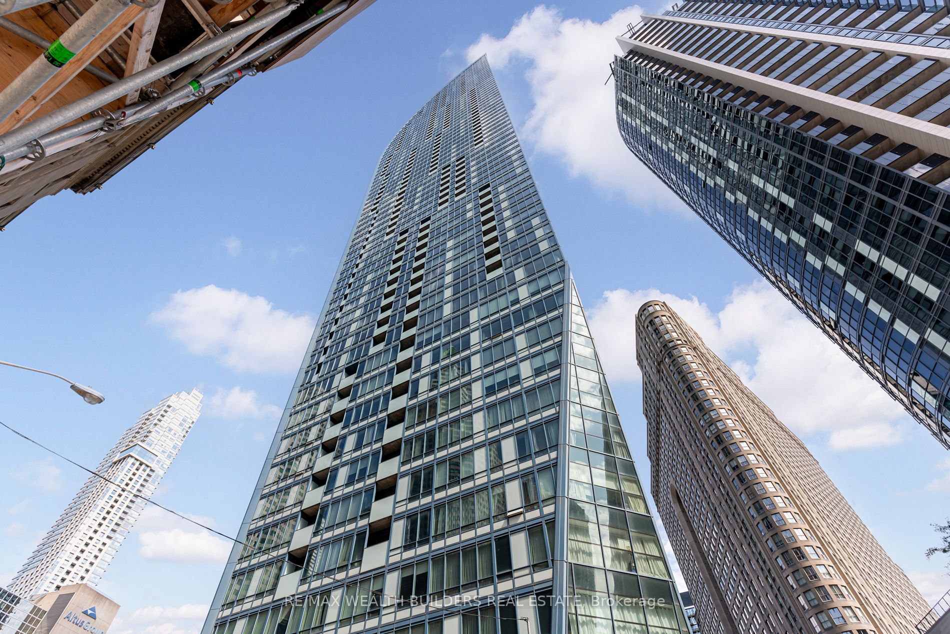 8 The Esplanade, #2105