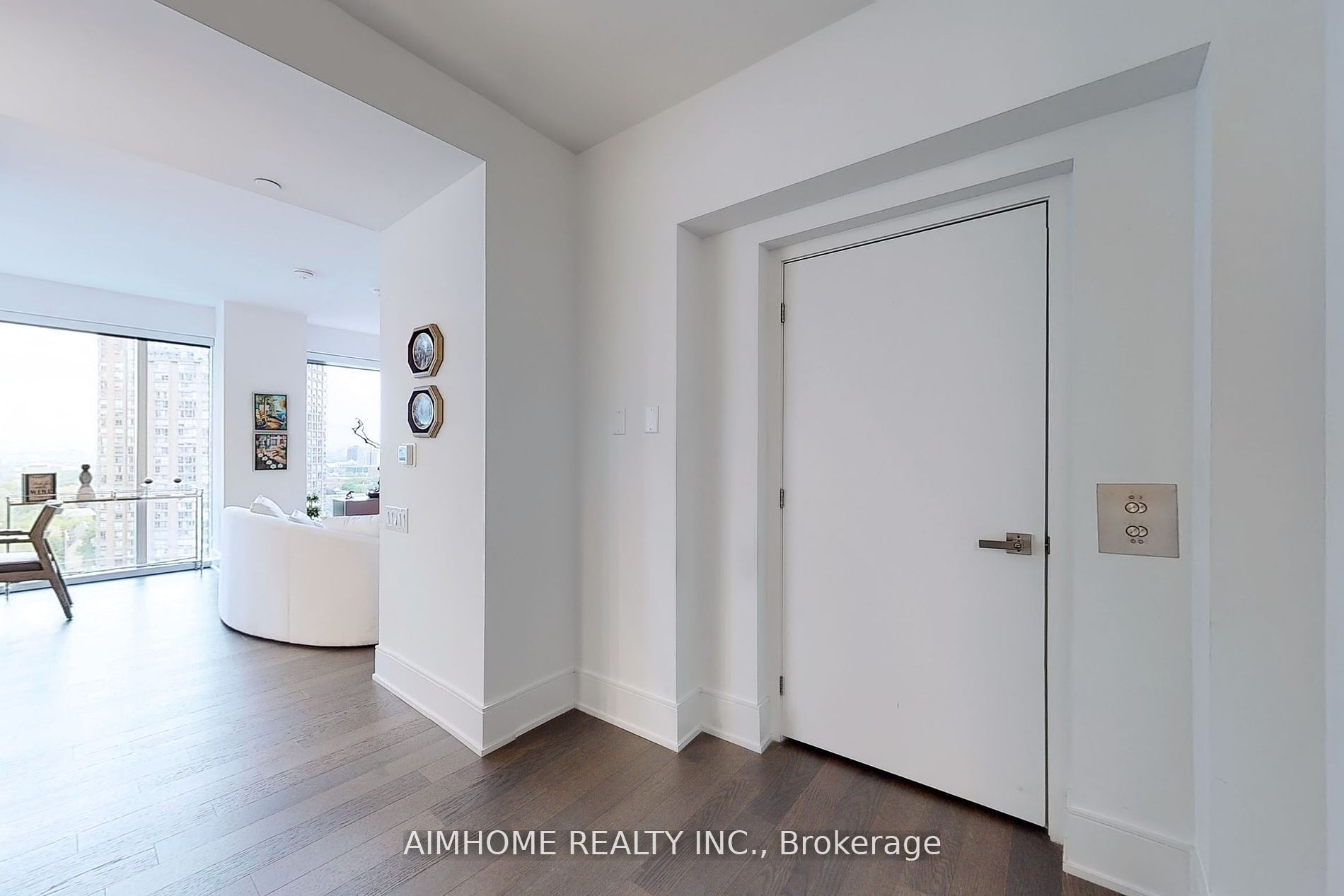 1 Gloucester St, #1815