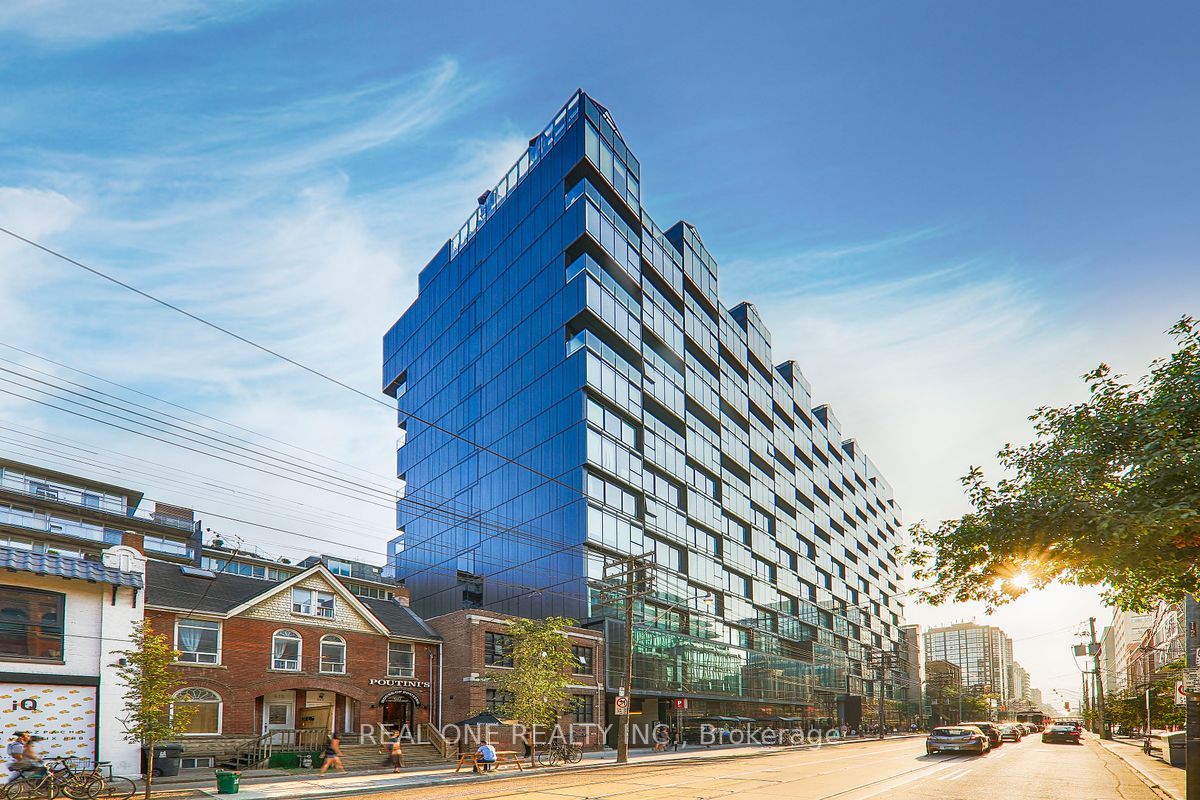 629 King St W, #913