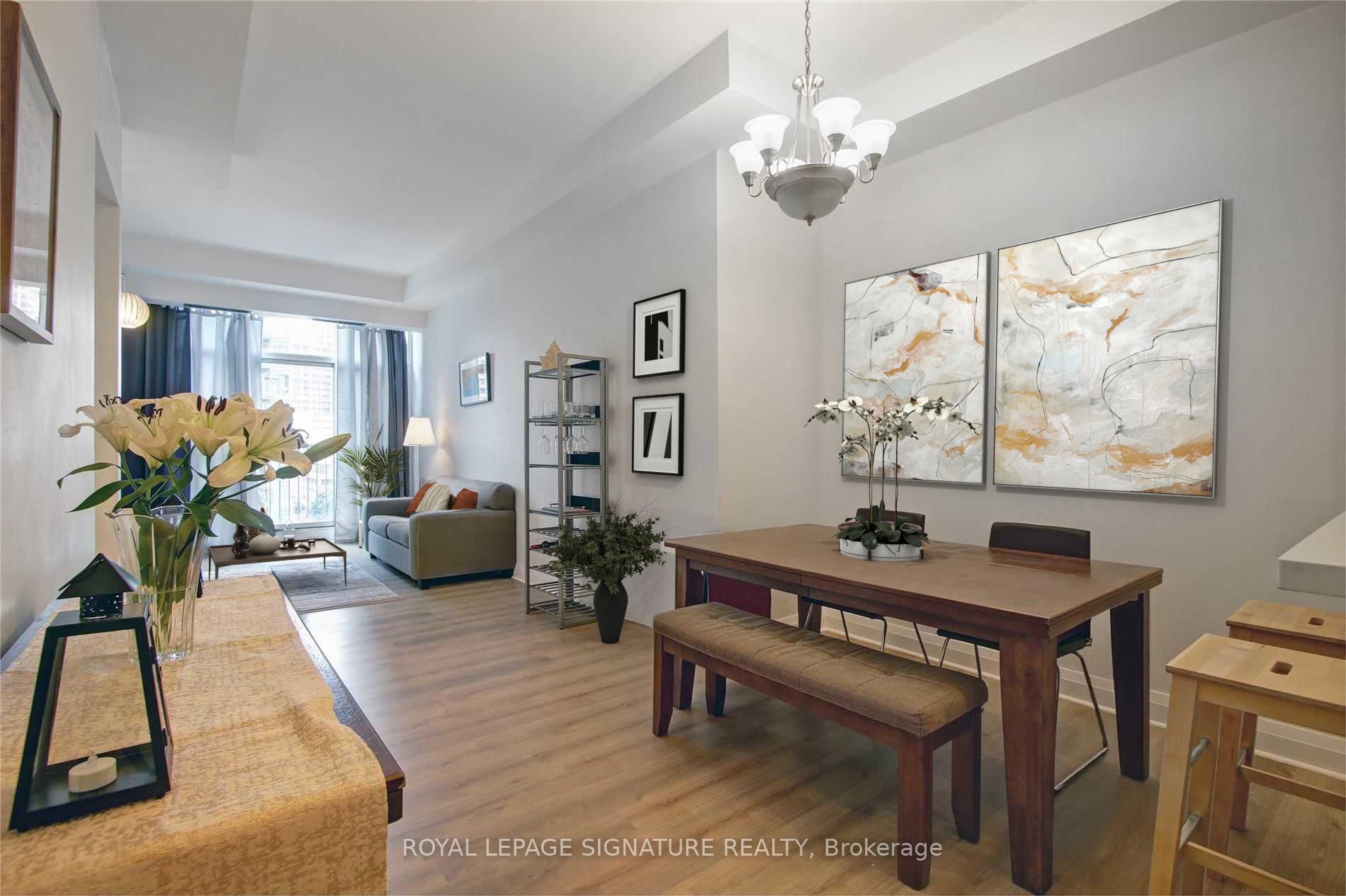 8 Wellesley St E, #803