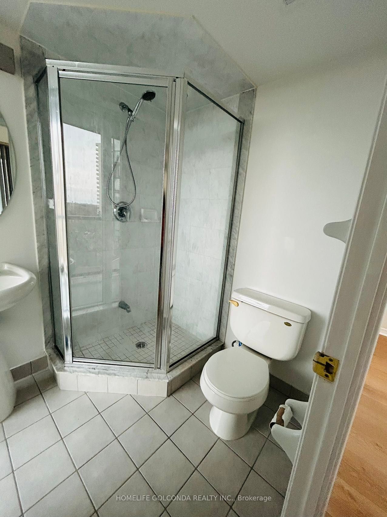 5500 Yonge St, #505