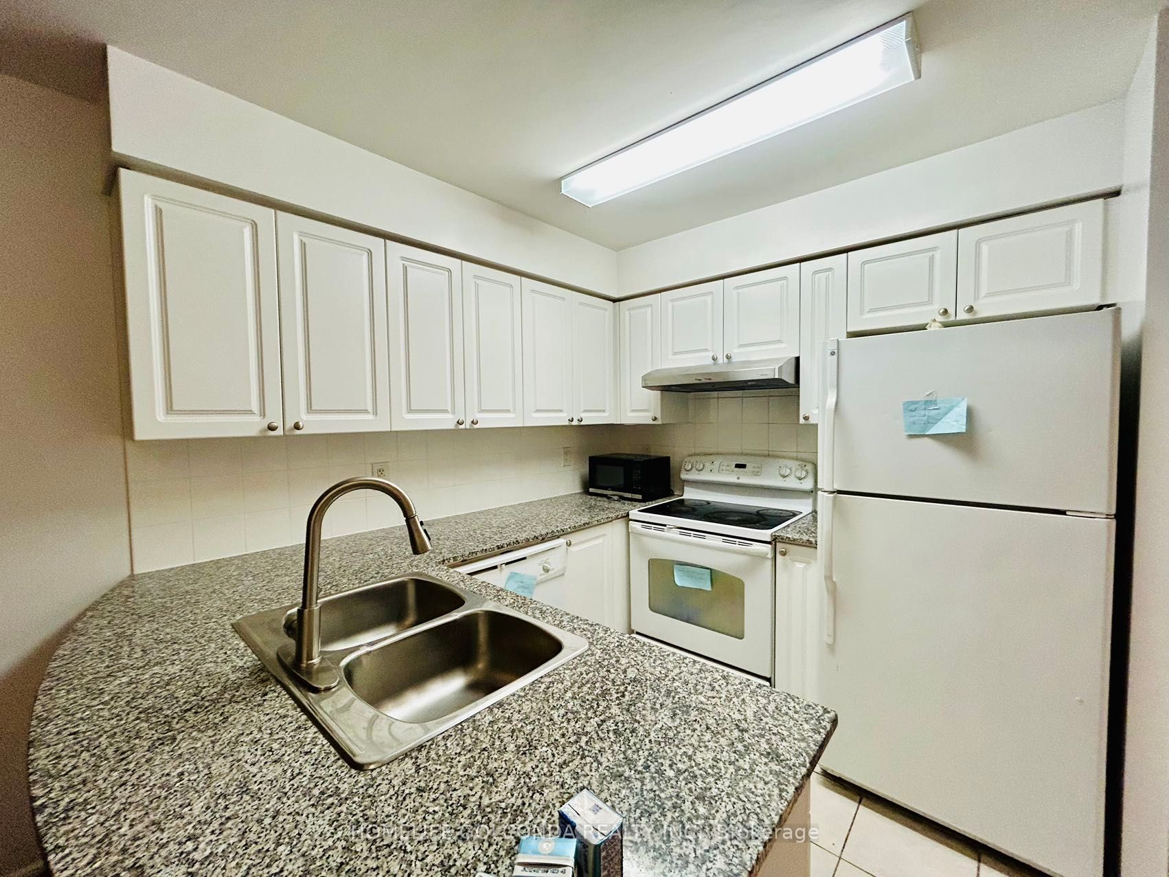 5500 Yonge St, #505