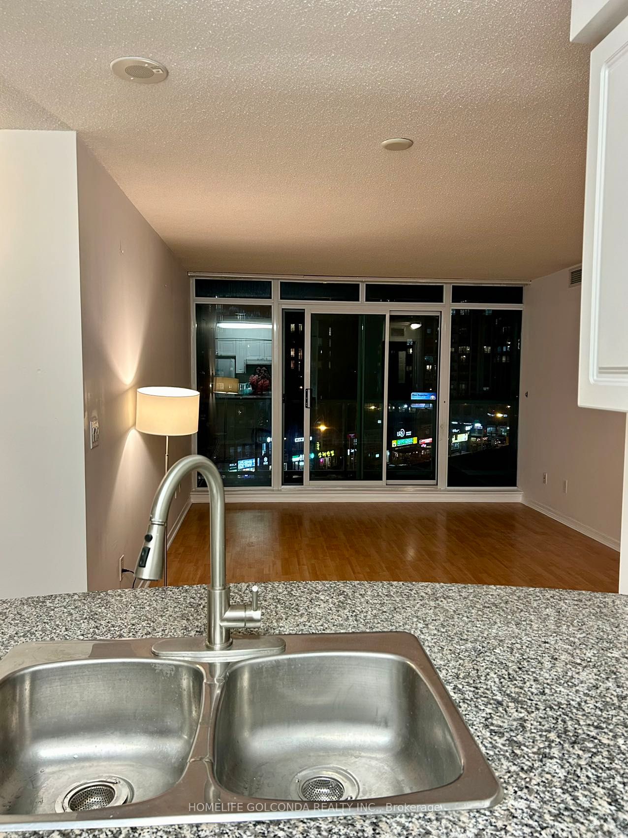 5500 Yonge St, #505