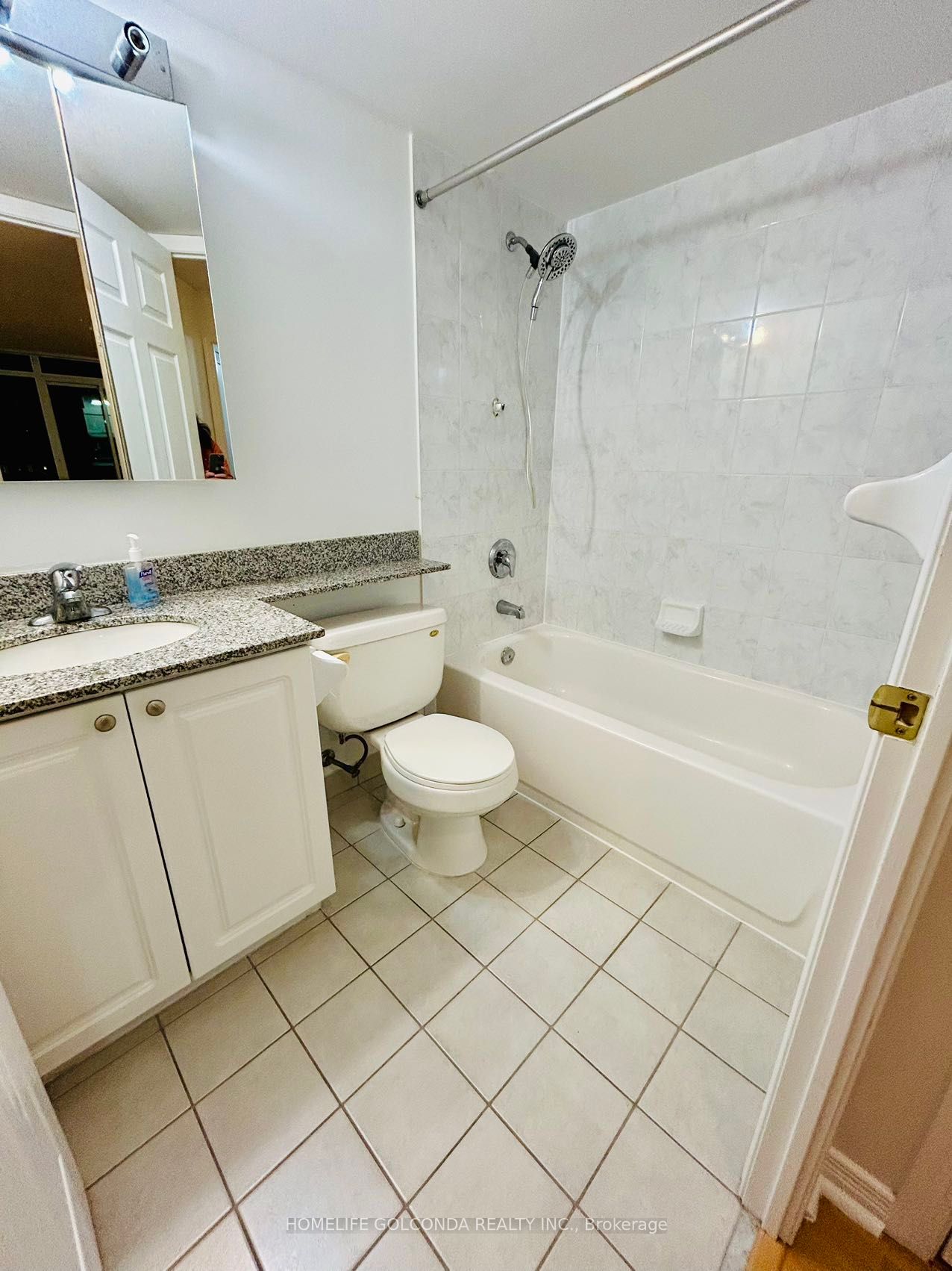 5500 Yonge St, #505