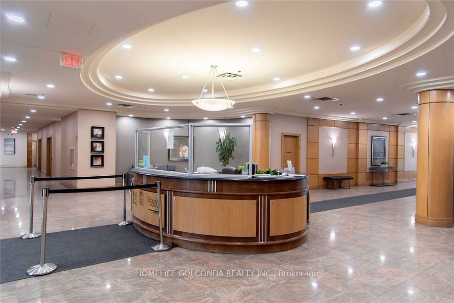 5500 Yonge St, #505