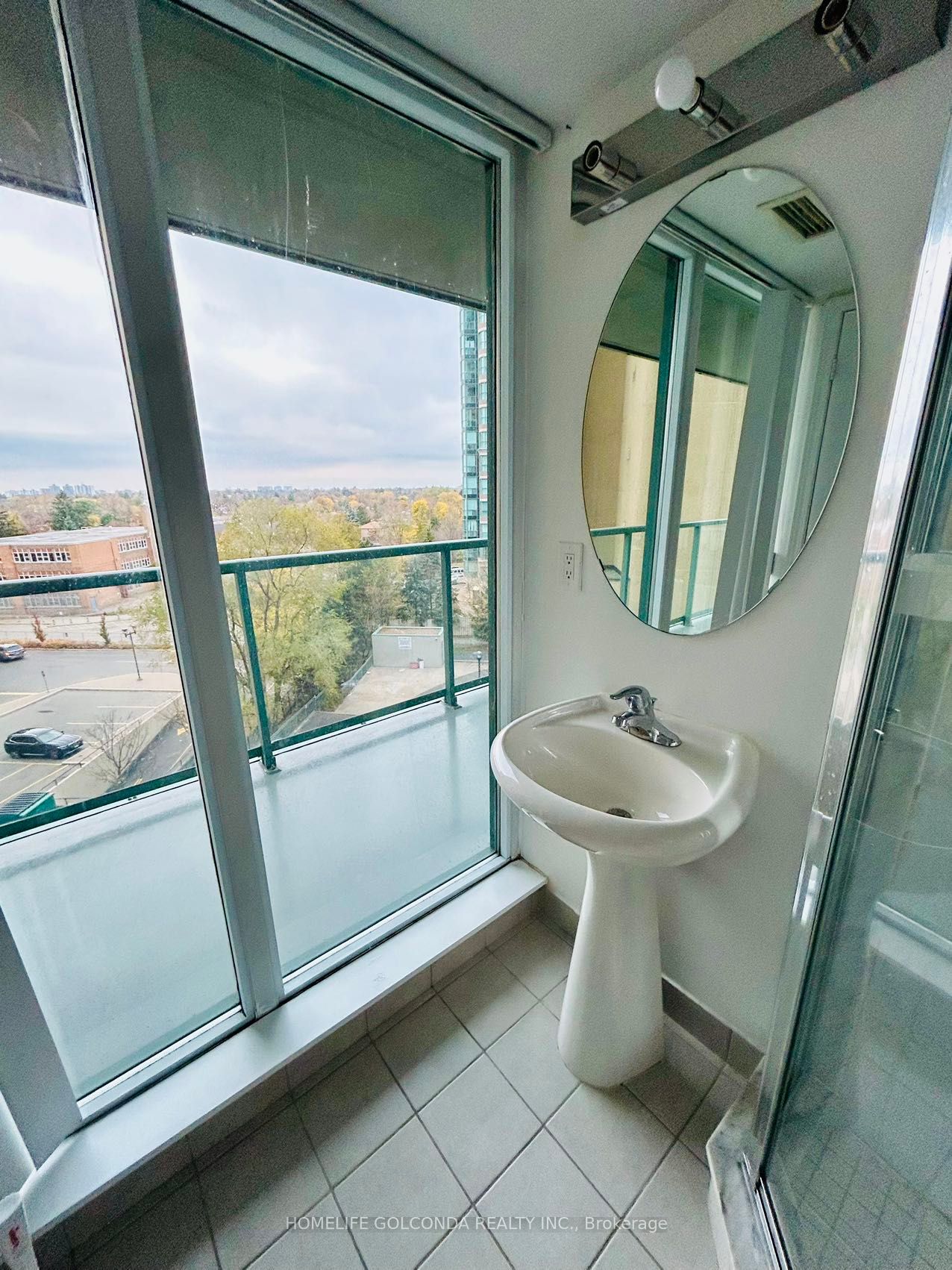 5500 Yonge St, #505