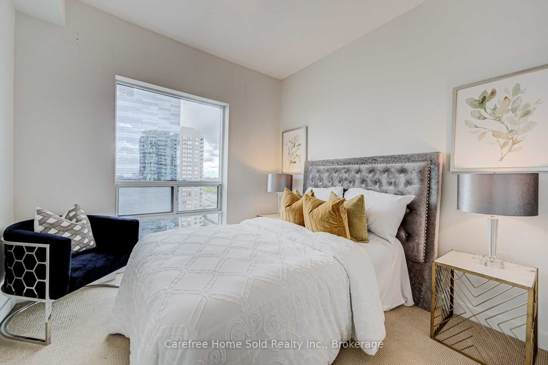 5740 Yonge St, #1207