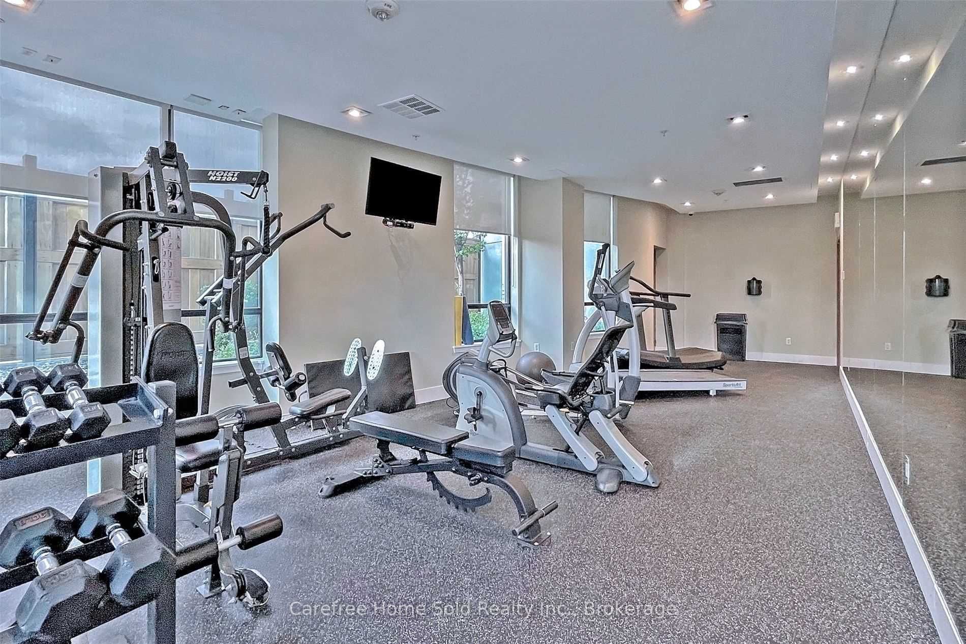 5740 Yonge St, #1207