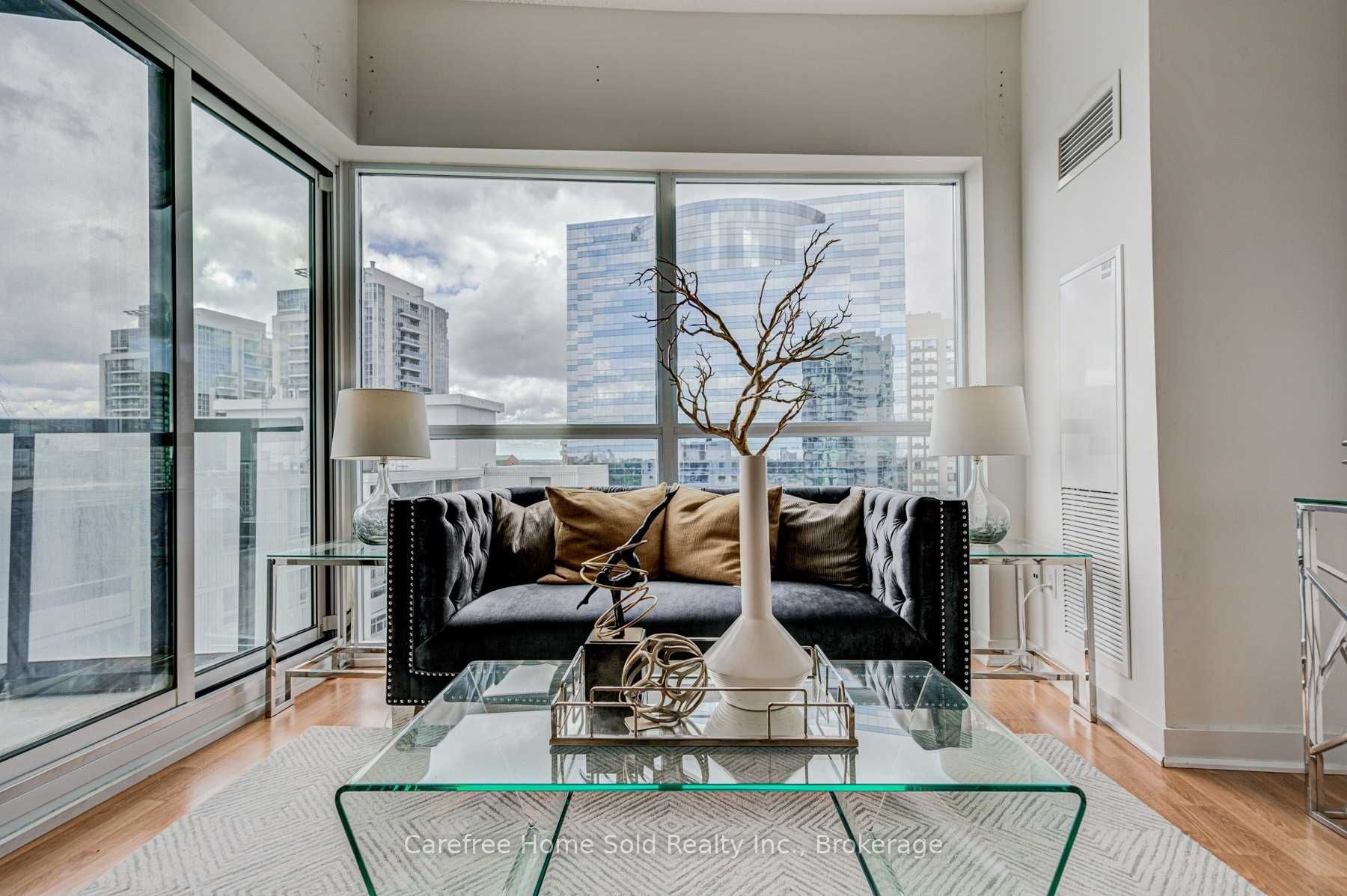 5740 Yonge St, #1207