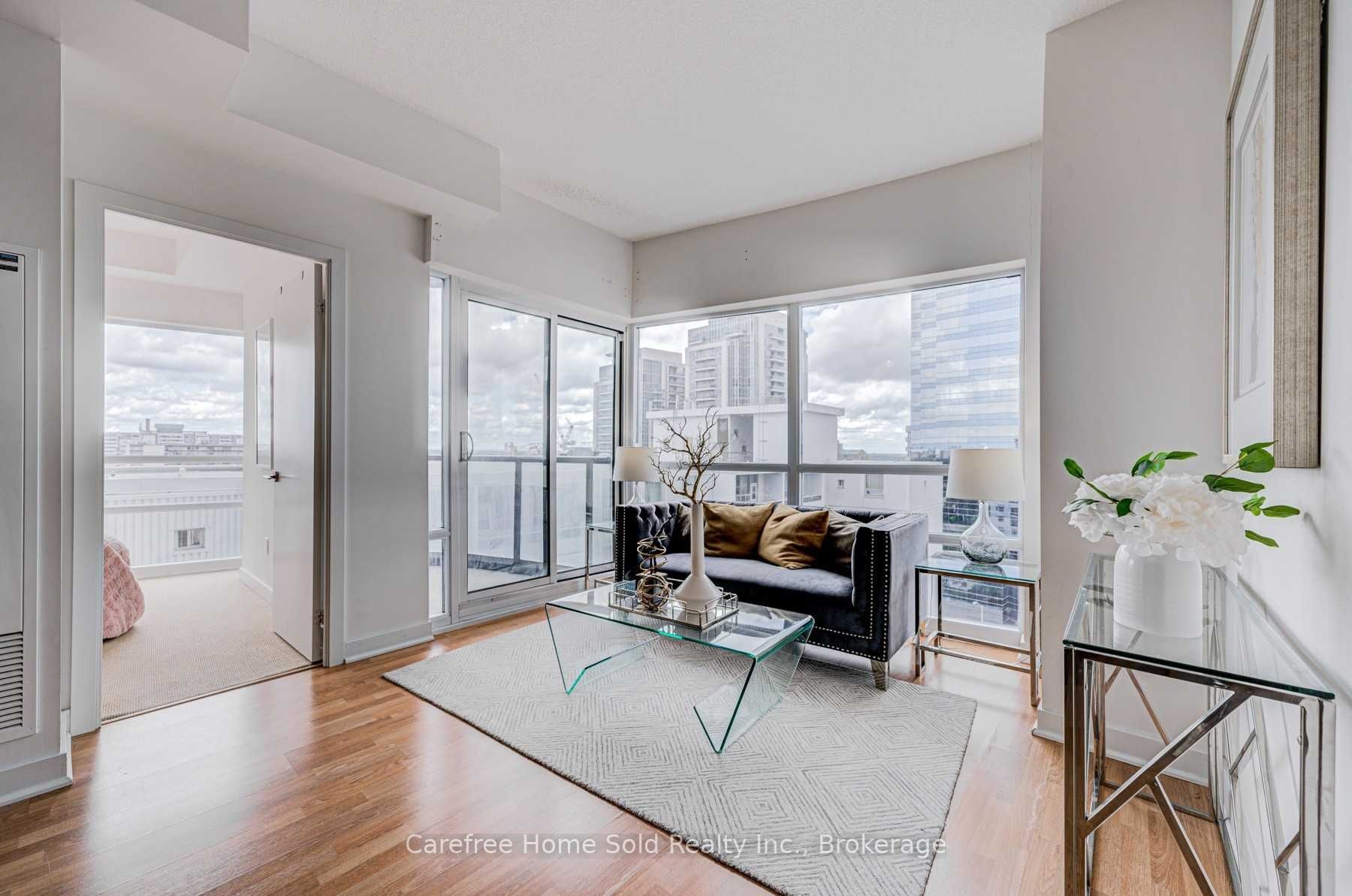 5740 Yonge St, #1207