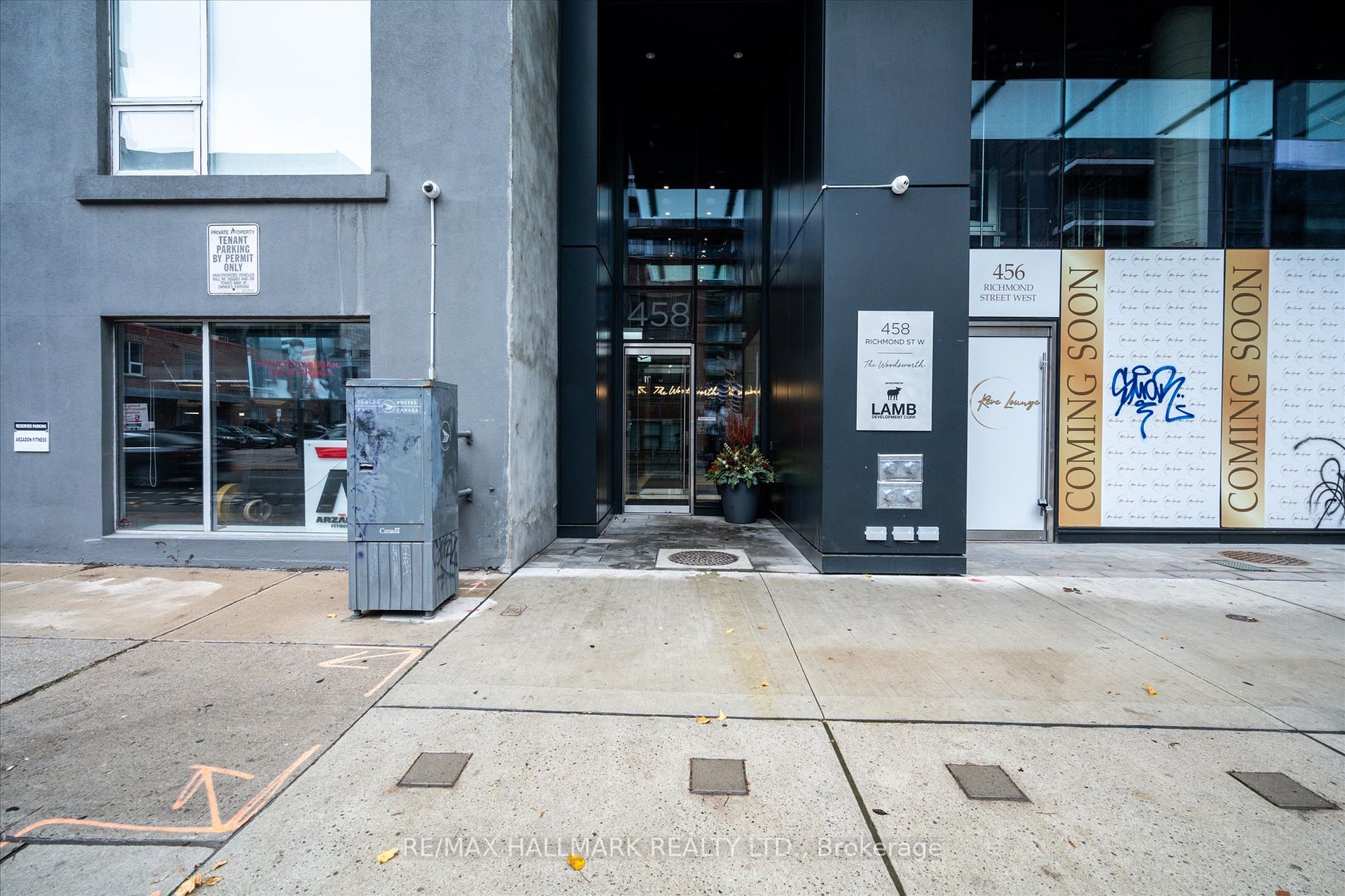 458 Richmond St W, #204