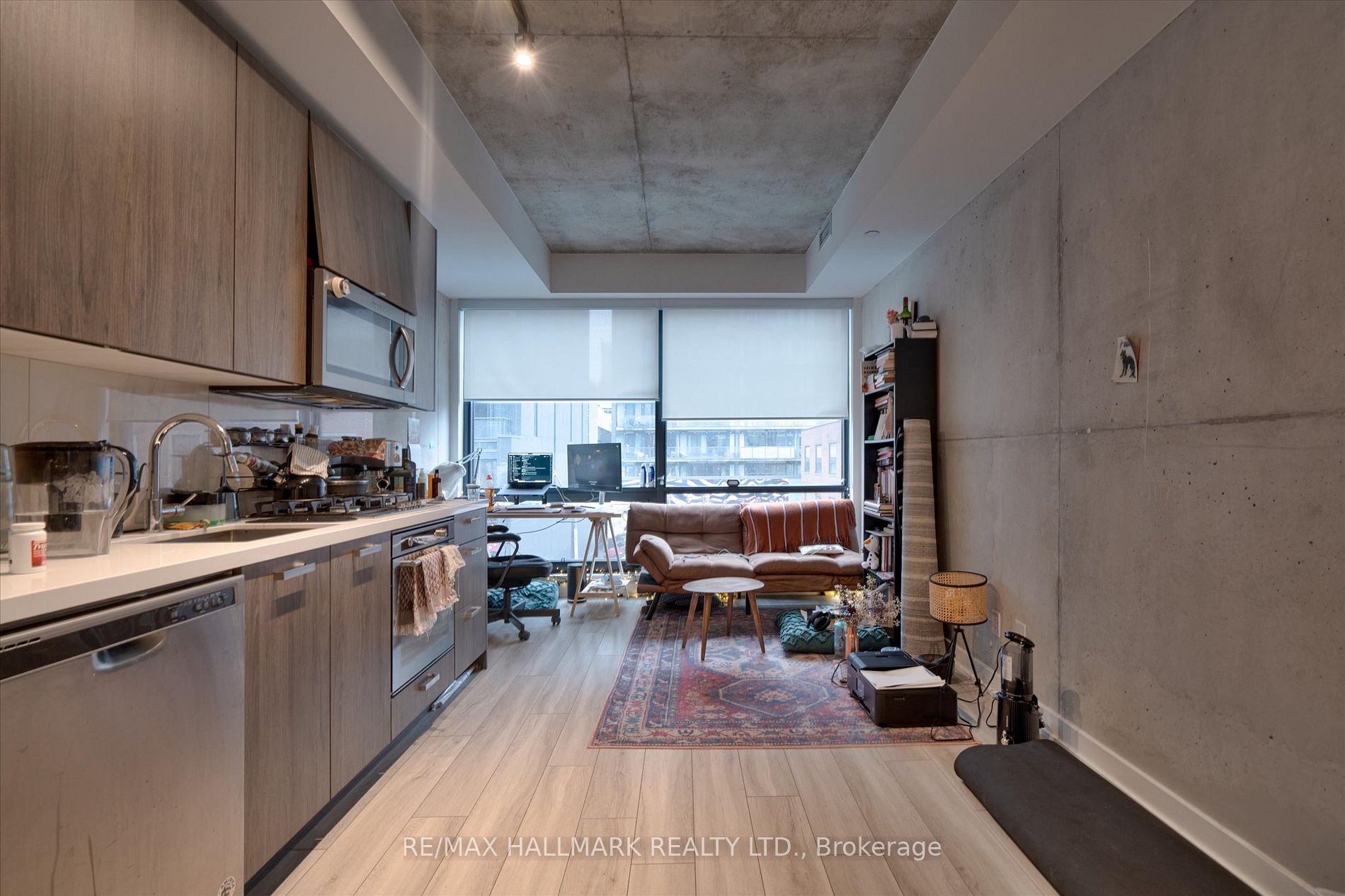 458 Richmond St W, #204