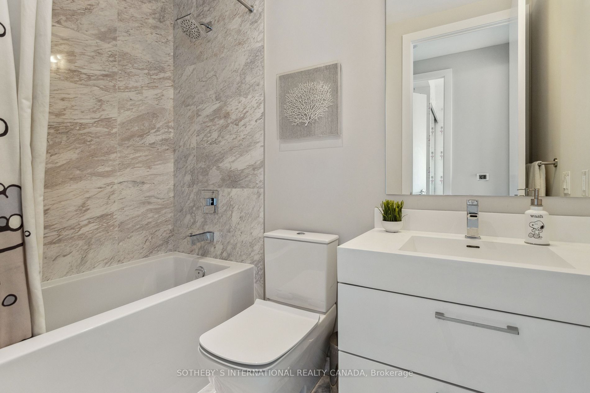 1 Yorkville Ave, #5405