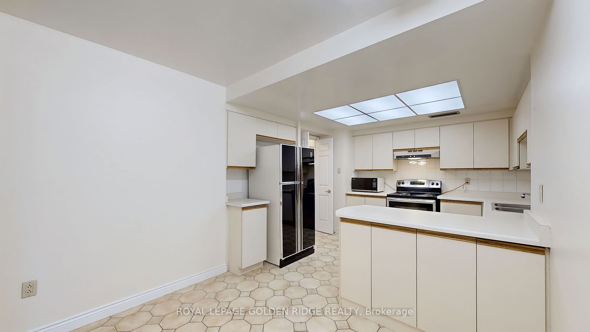 65 Spring Garden Ave, #1504