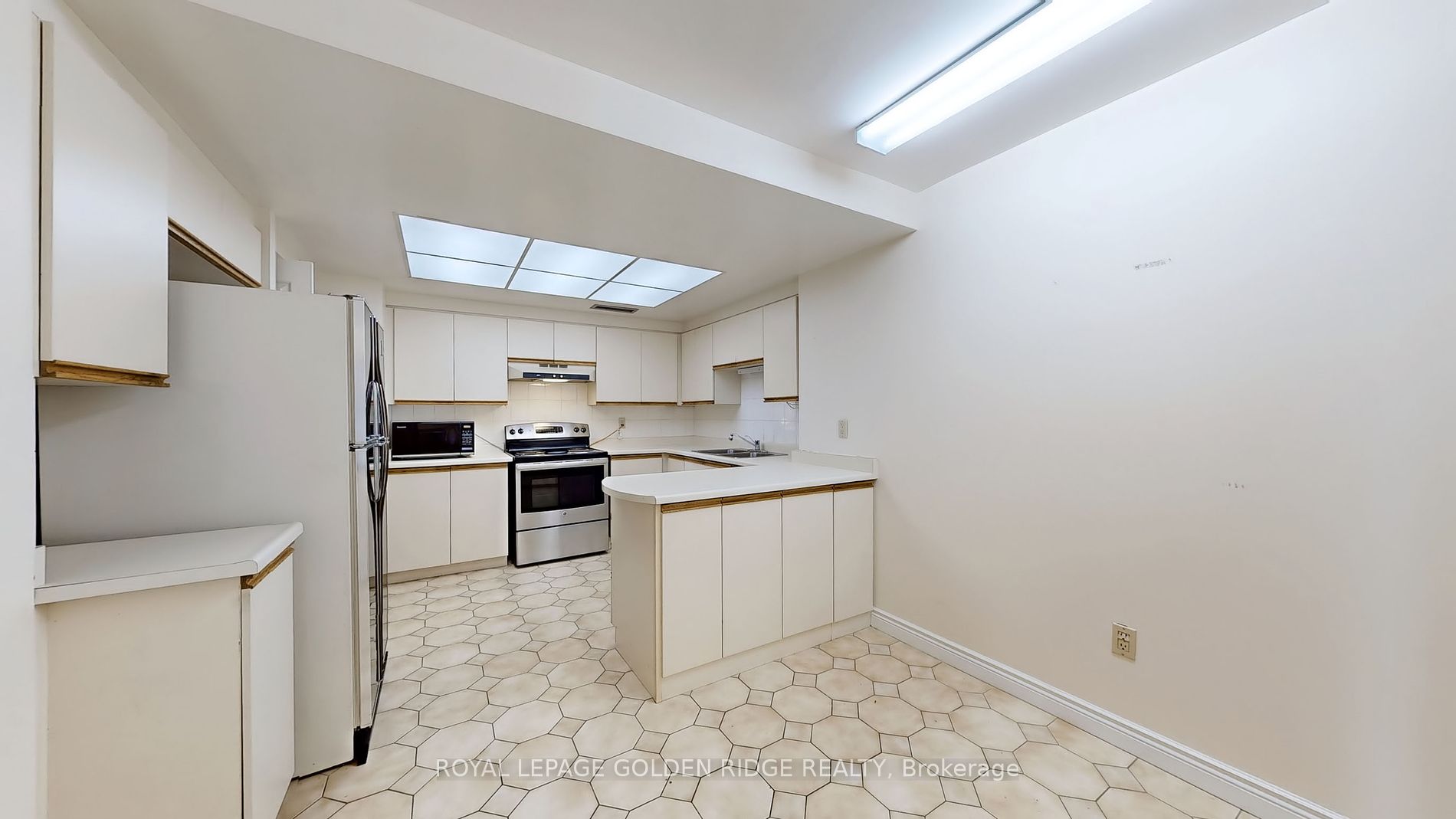 65 Spring Garden Ave, #1504