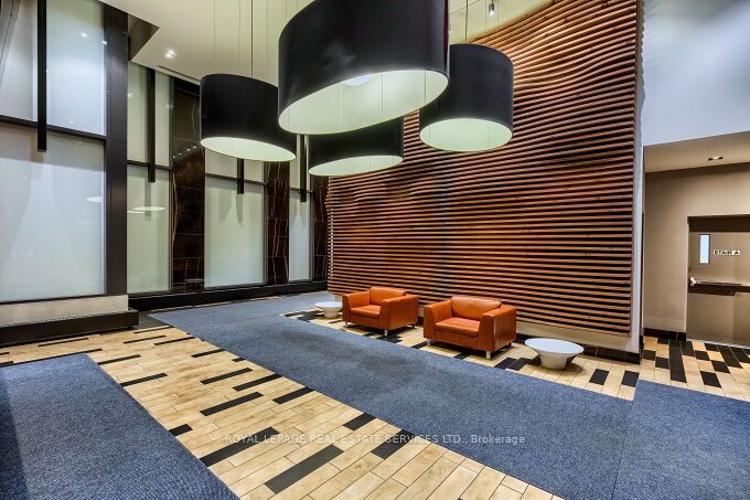 111 Bathurst St, #1301