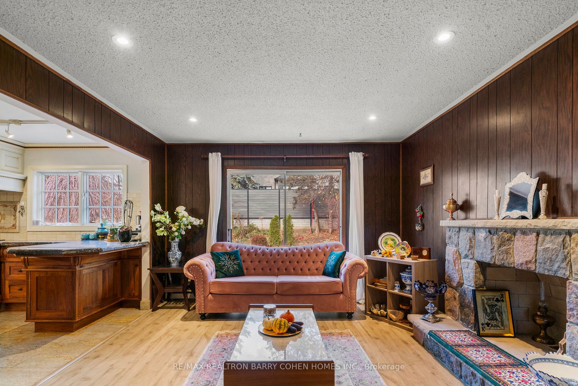4 Chipstead Rd