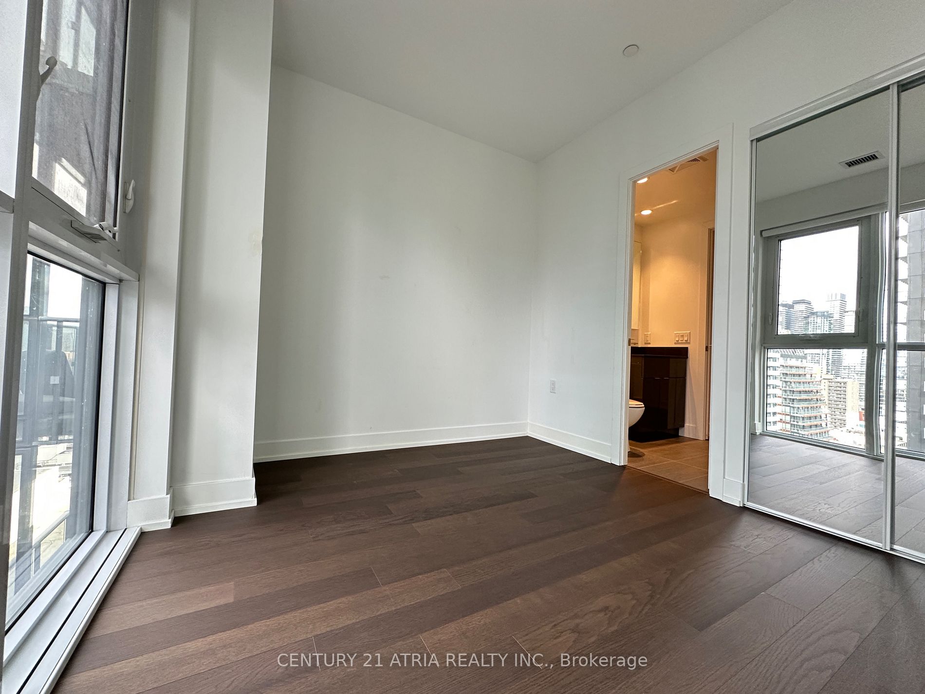 7 Grenville St, #2803