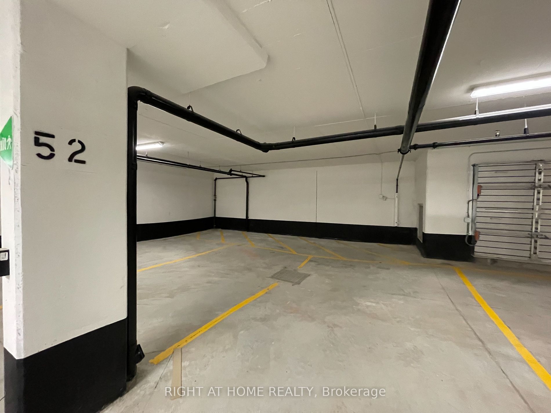 180 Fairview Mall Dr, ##908