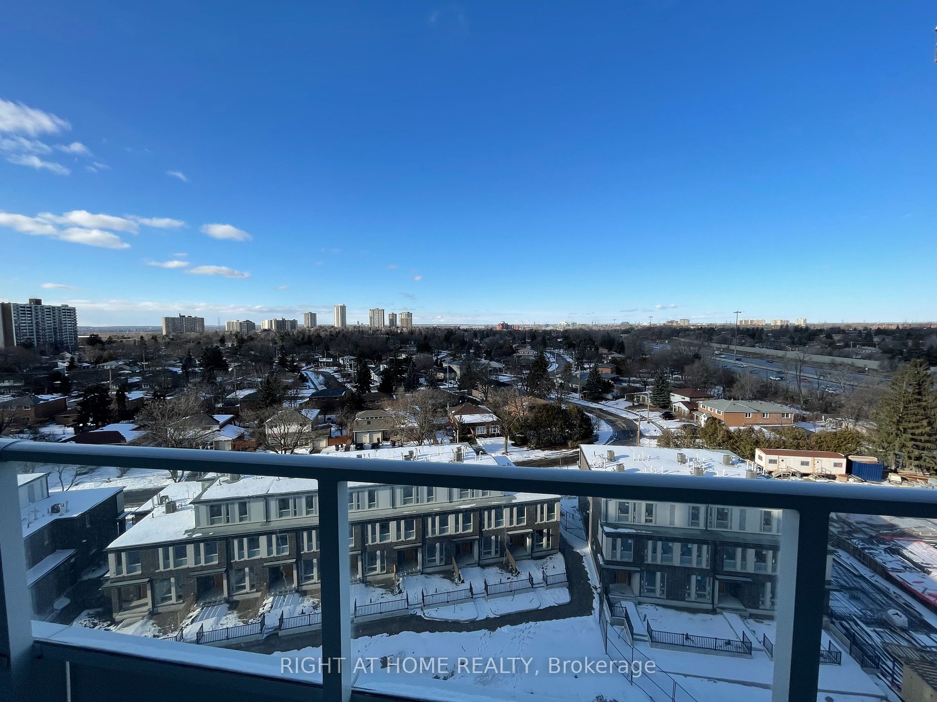180 Fairview Mall Dr, ##908