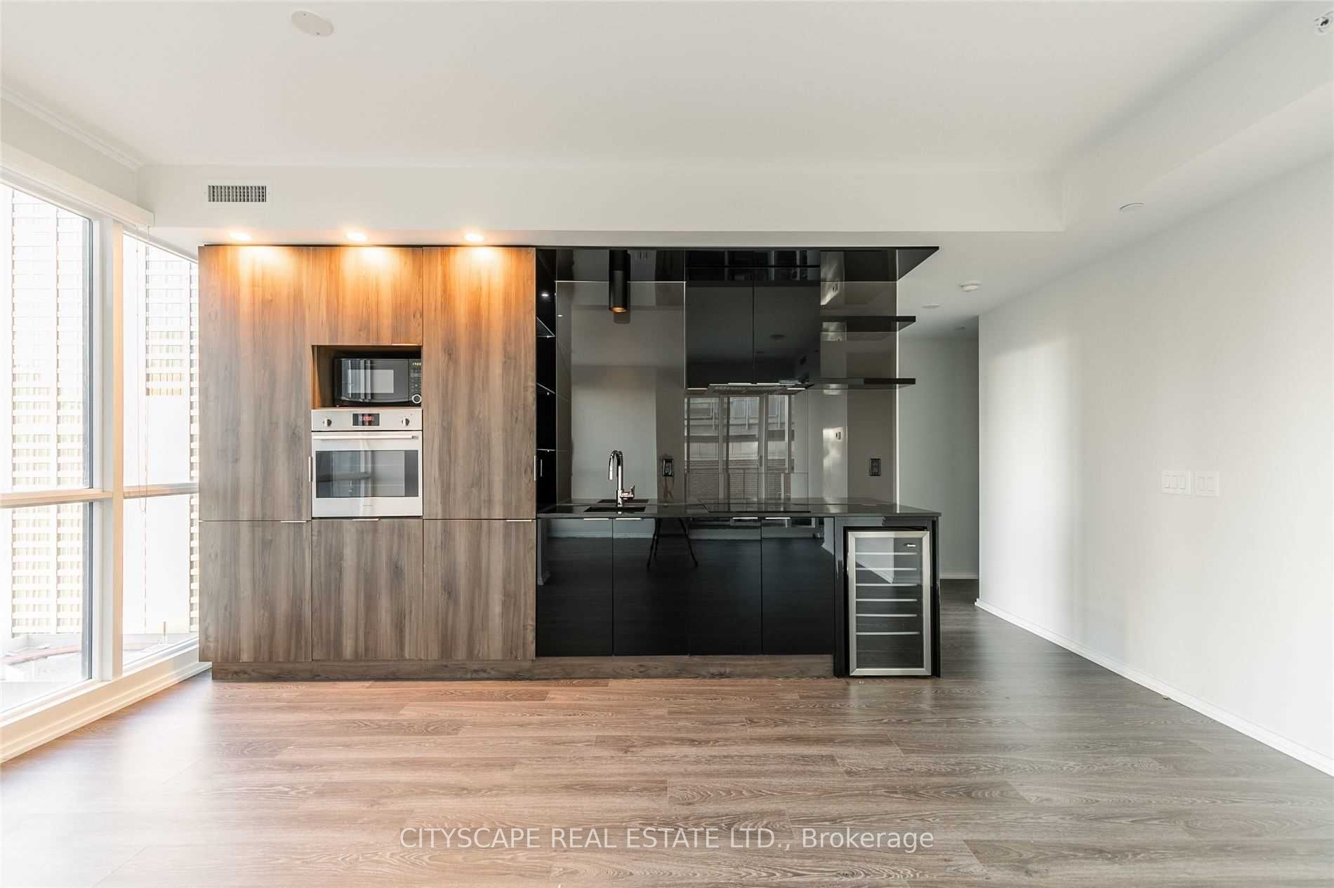 70 Temperance St, #2411