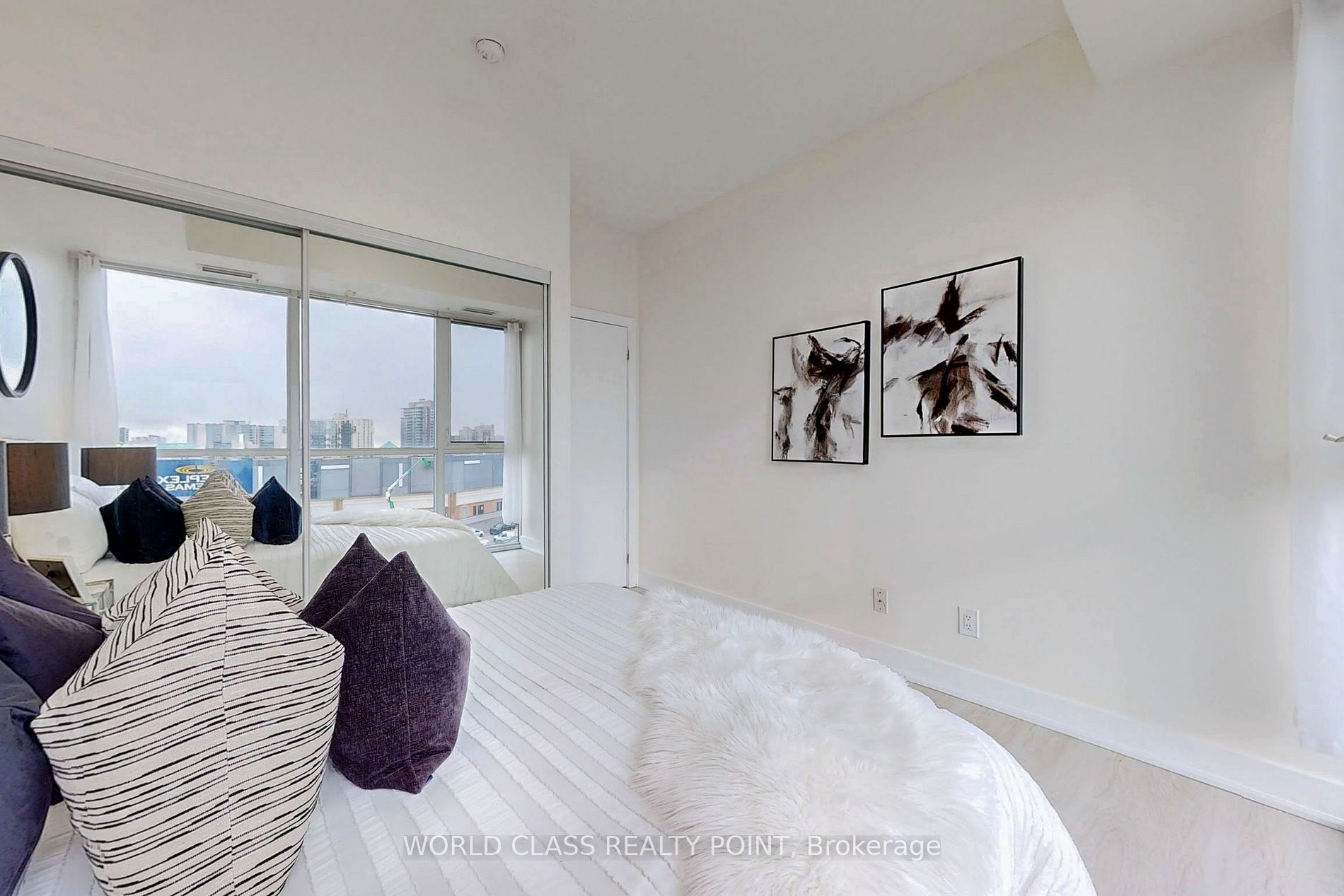 150 Fairview Mall Dr E, #611