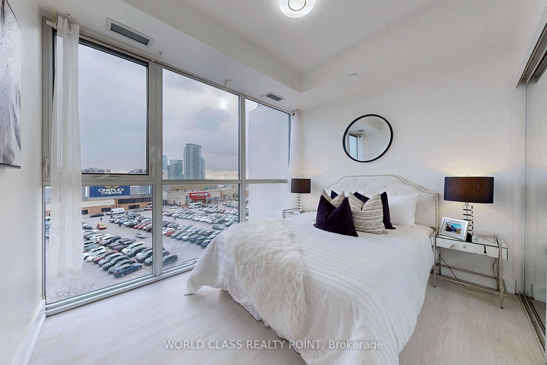 150 Fairview Mall Dr E, #611