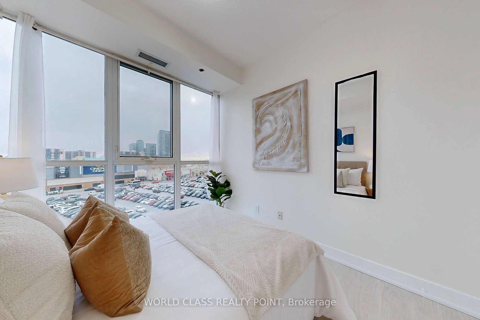 150 Fairview Mall Dr E, #611