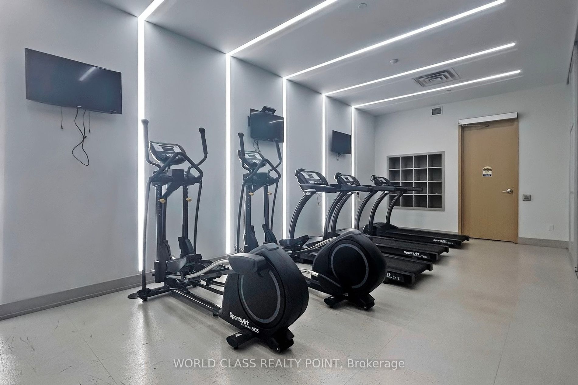 150 Fairview Mall Dr E, #611