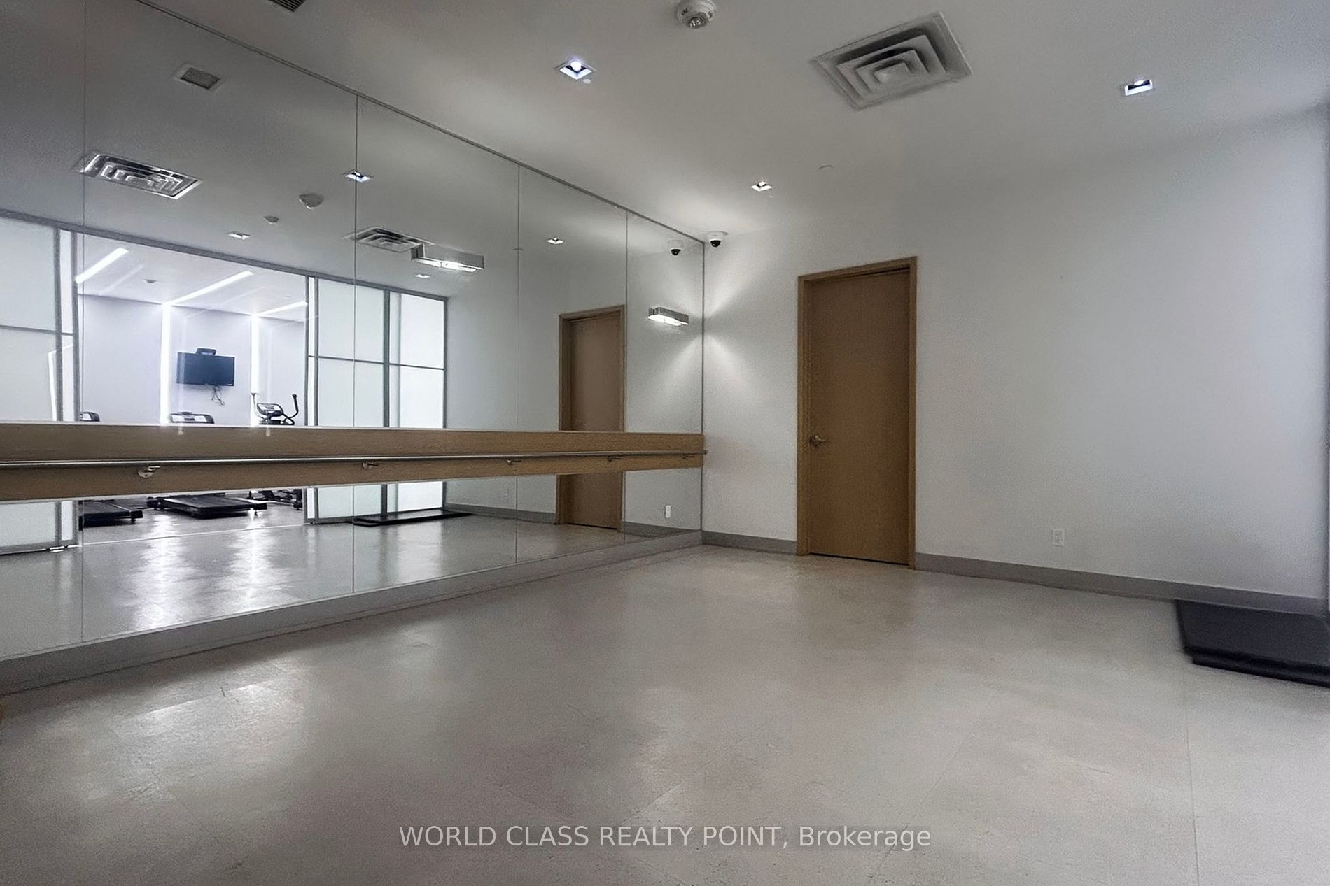150 Fairview Mall Dr E, #611