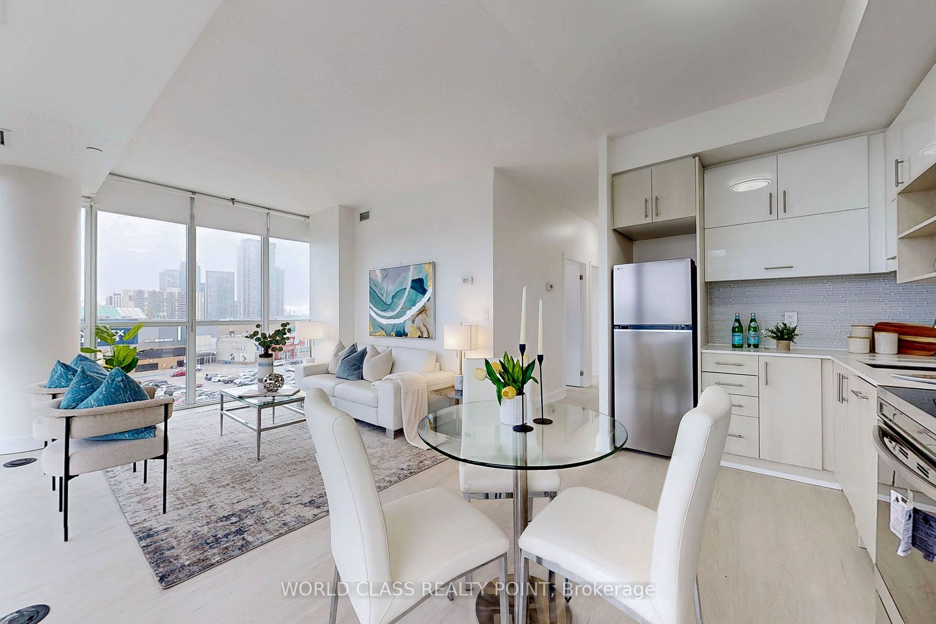 150 Fairview Mall Dr E, #611