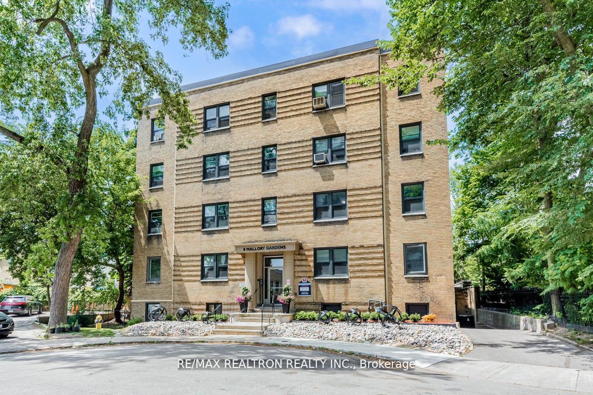 8 Mallory Gdns, #4