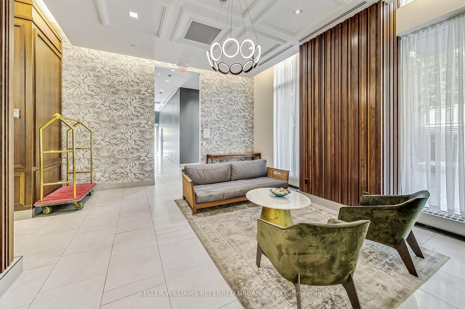 775 King St W, #426
