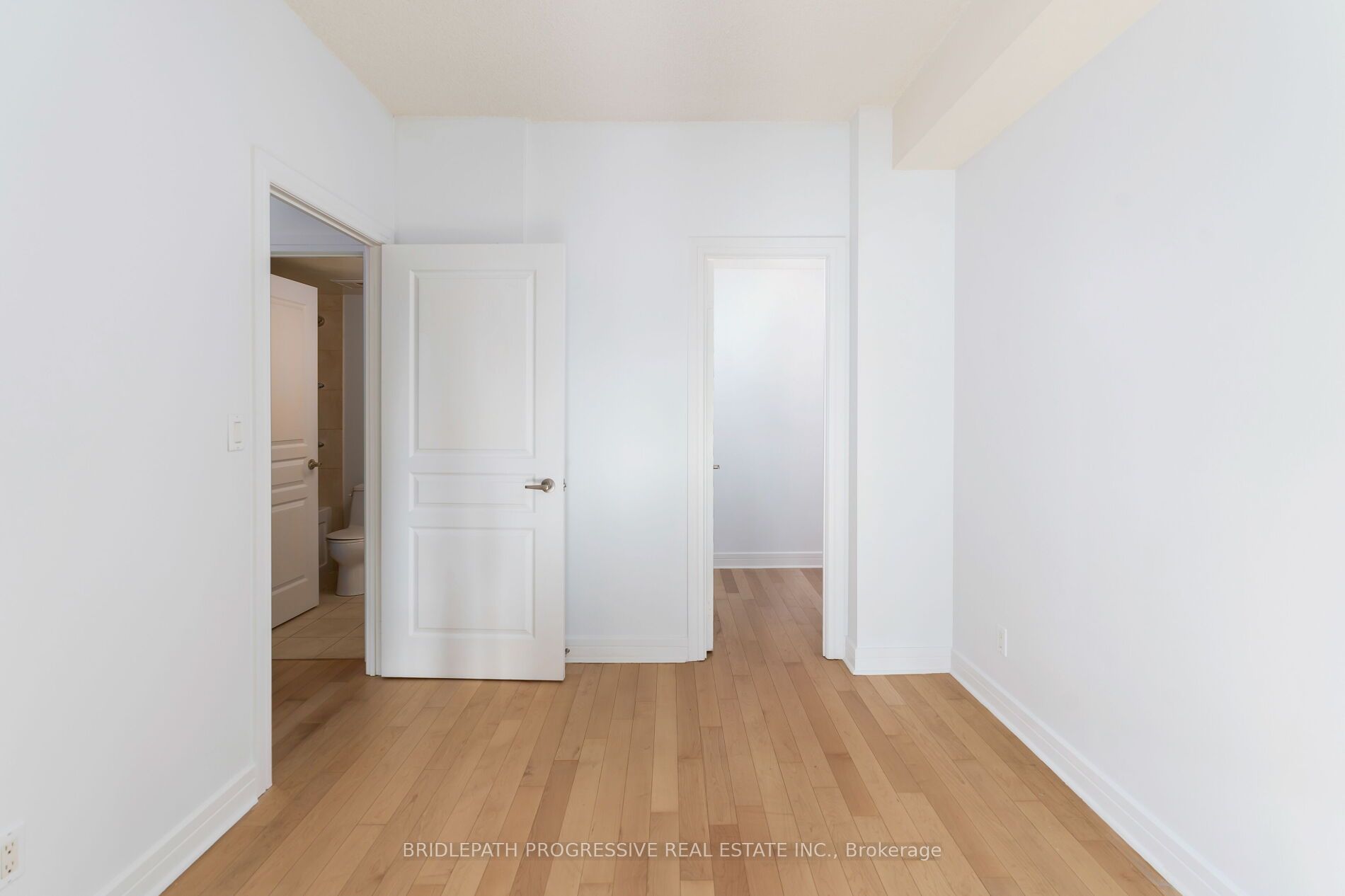 1 Avondale Ave, #509