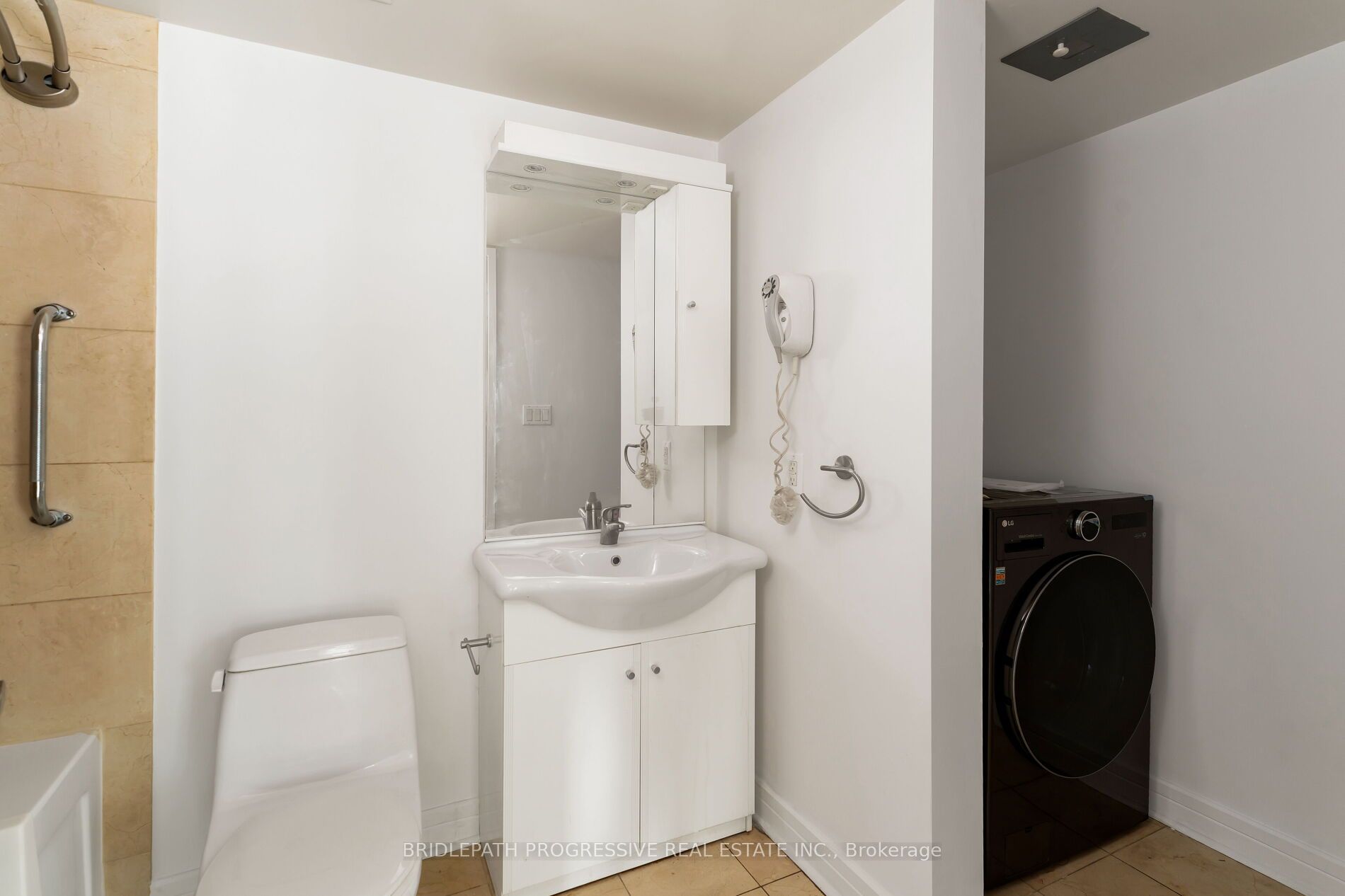 1 Avondale Ave, #509