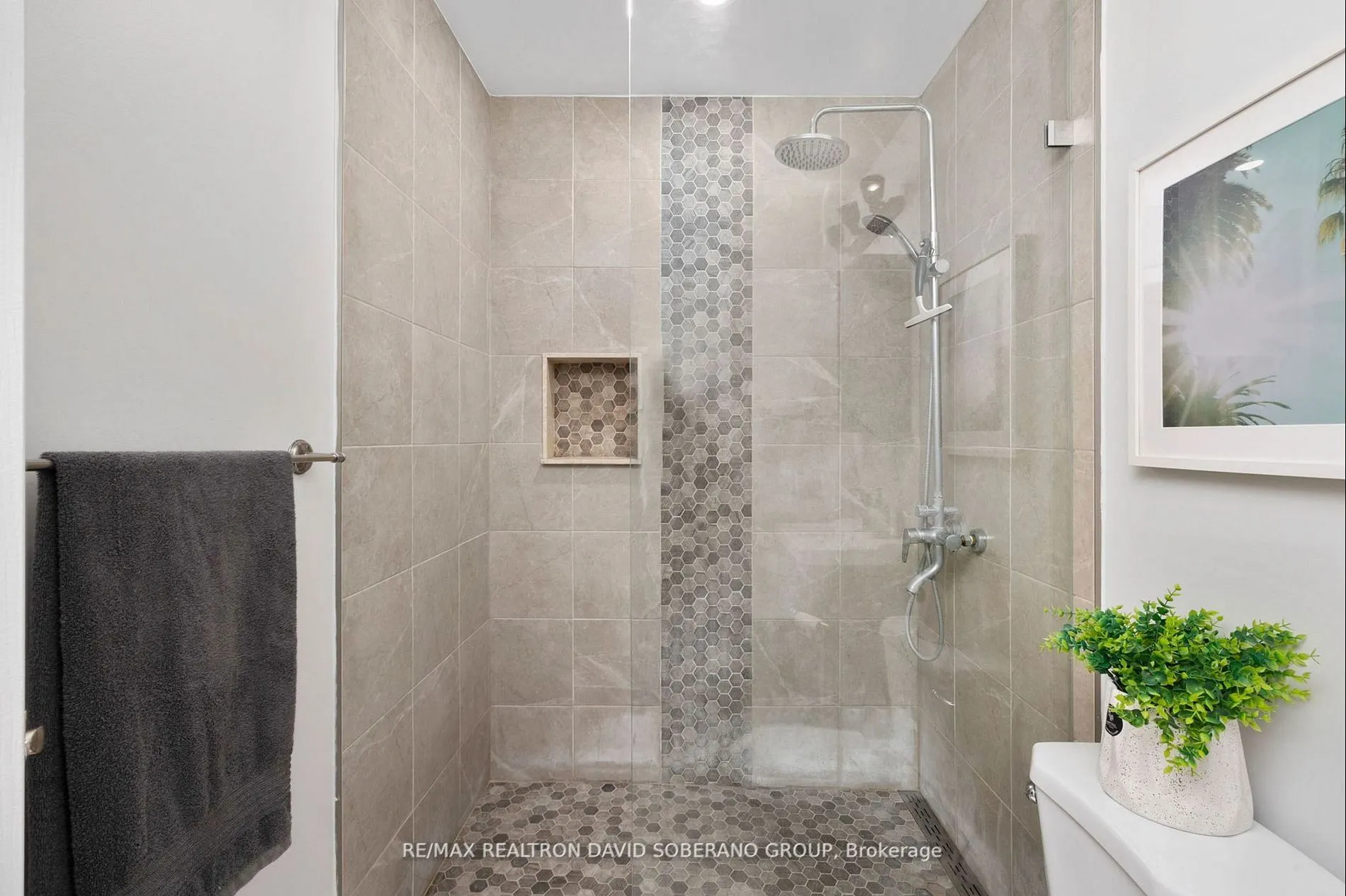 778 Sheppard Ave W, #306
