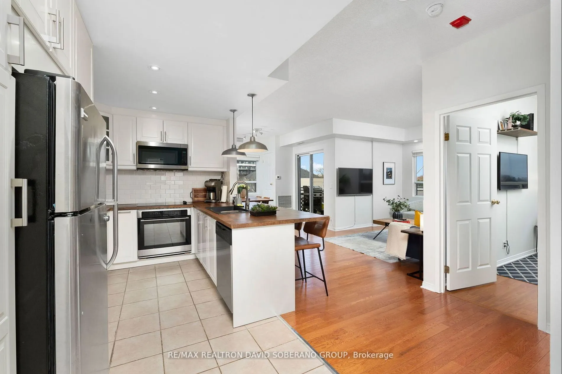 778 Sheppard Ave W, #306