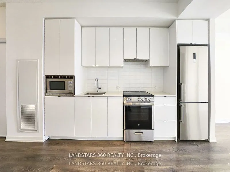 49 East Liberty St, #2304